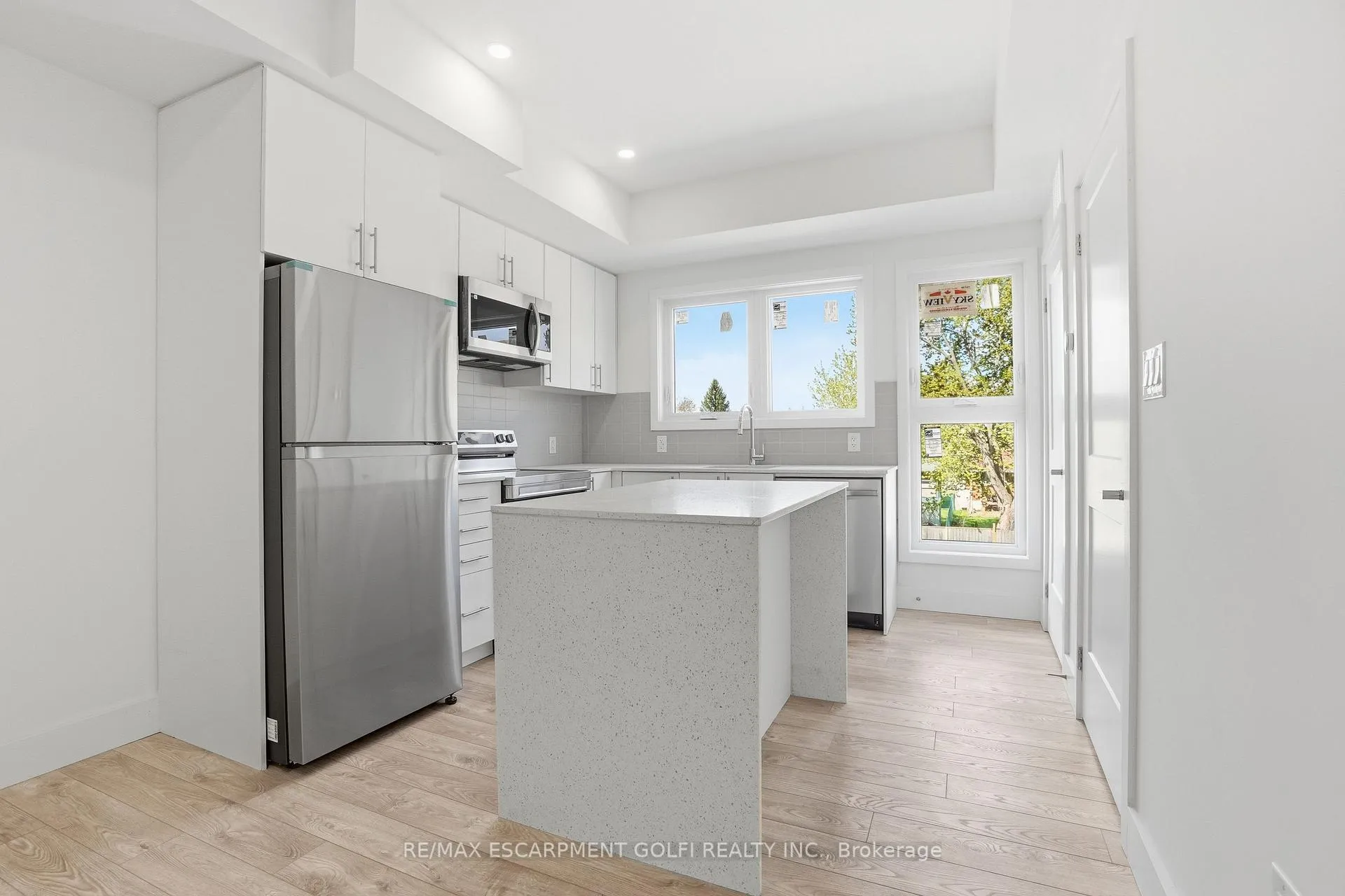 Photo 9 of Unit 317, 6638 Mcleod Road, Niagara Falls, Oldfield — HOMEH
