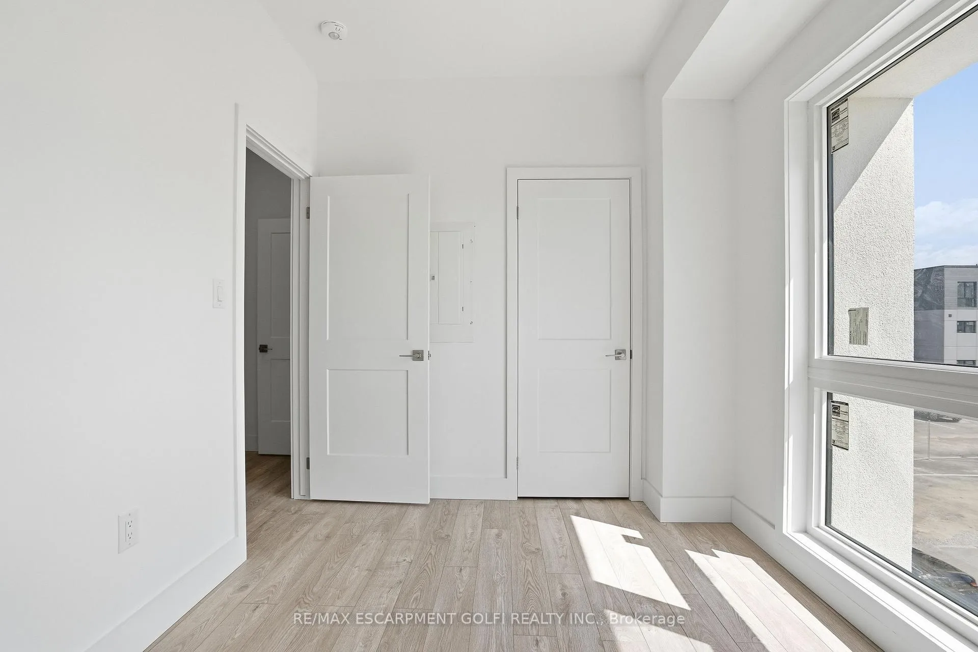 Photo 13 of Unit 317, 6638 Mcleod Road, Niagara Falls, Oldfield — HOMEH