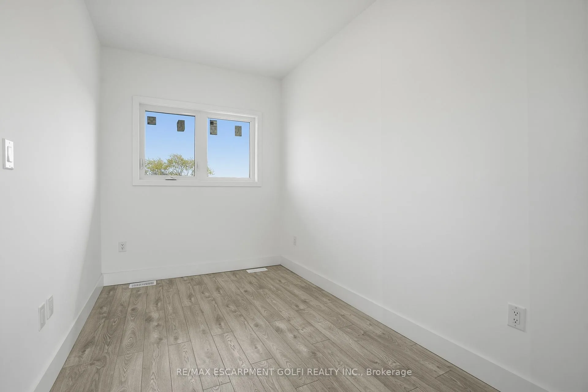 Photo 18 of Unit 317, 6638 Mcleod Road, Niagara Falls, Oldfield — HOMEH