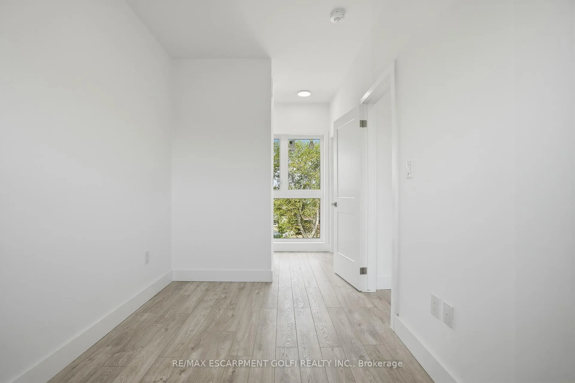 Photo 19 of Unit 317, 6638 Mcleod Road, Niagara Falls, Oldfield — HOMEH