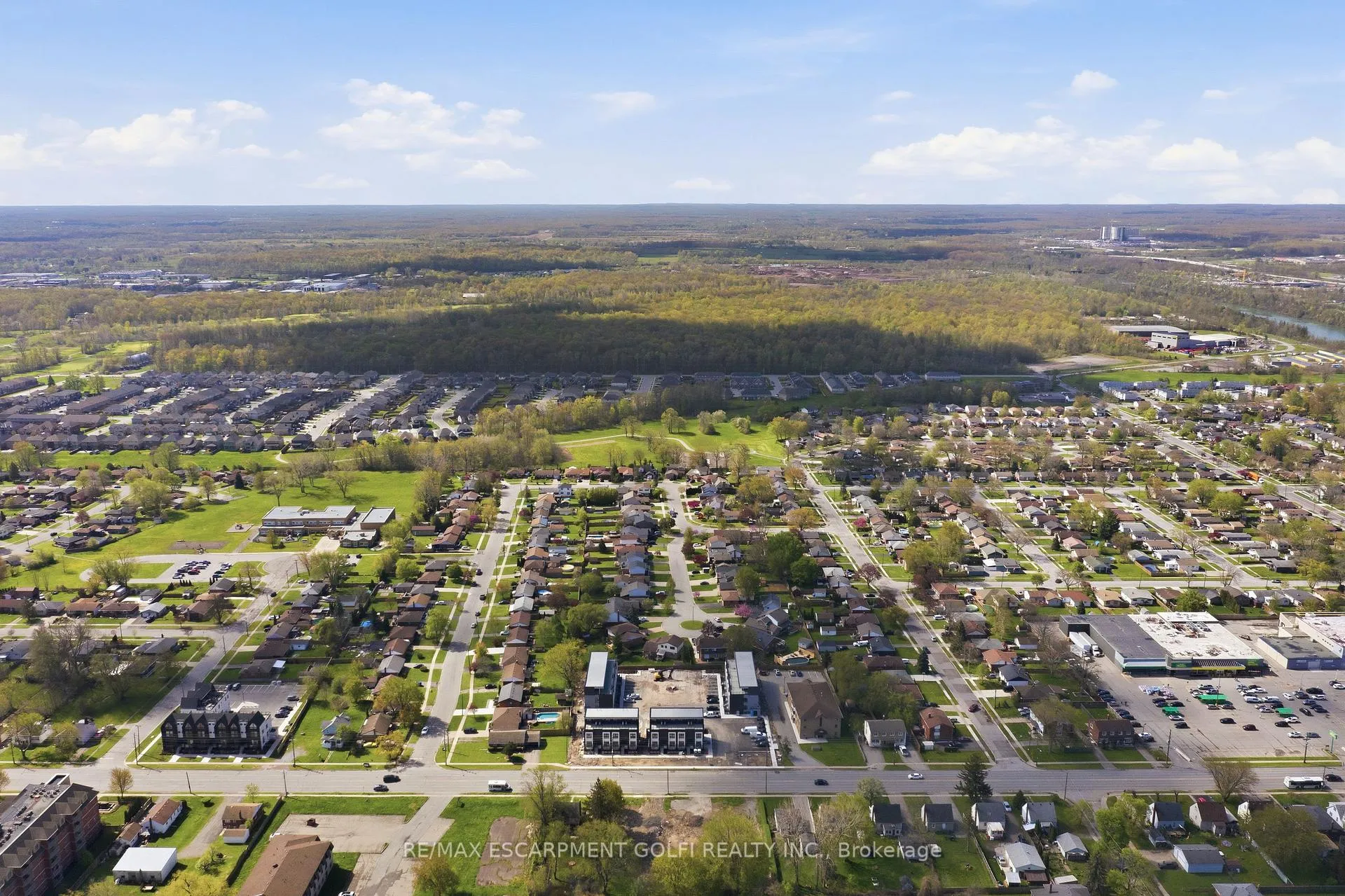 Photo 26 of Unit 317, 6638 Mcleod Road, Niagara Falls, Oldfield — HOMEH