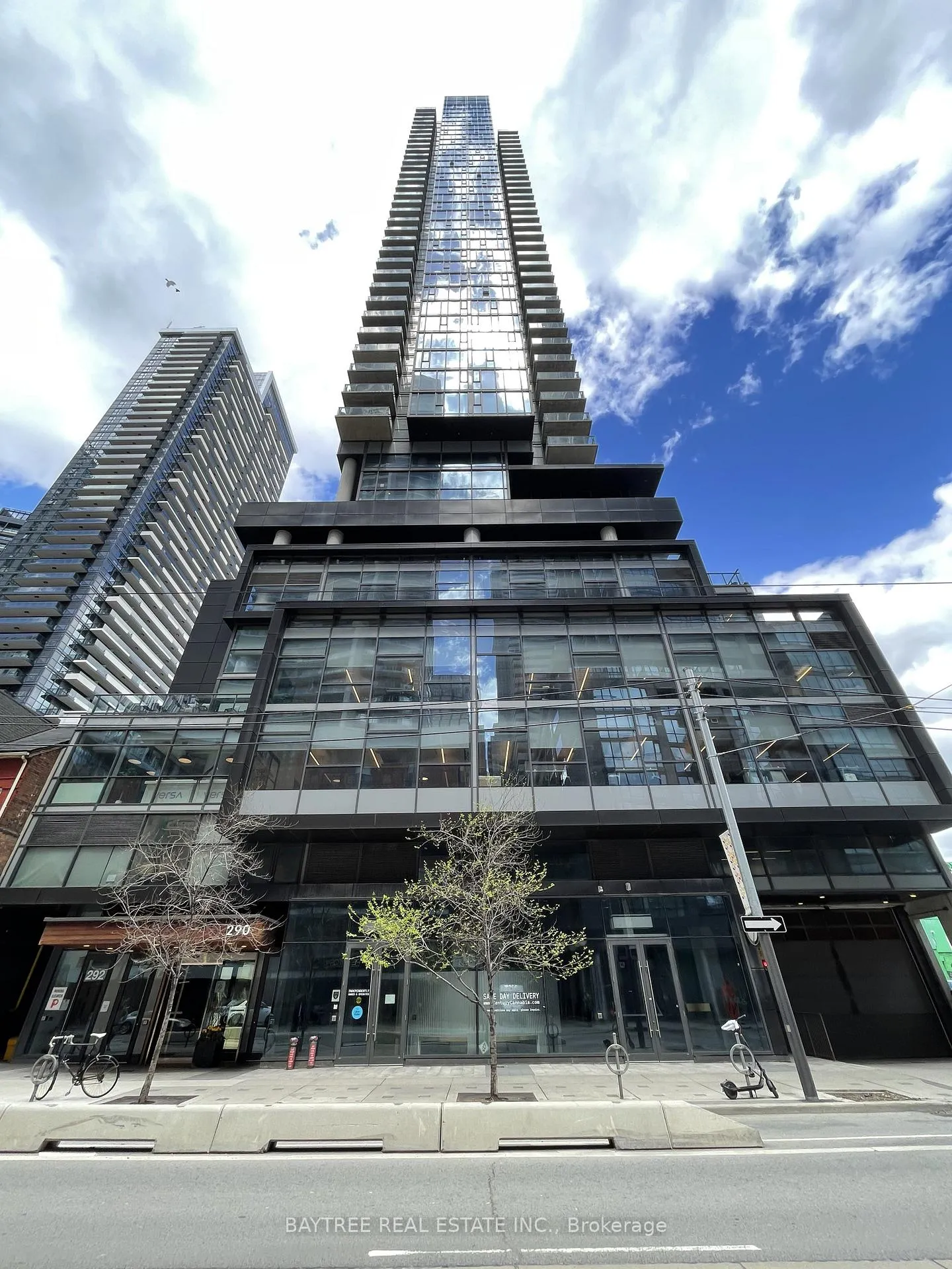 Photo 1 of Unit 2202, 290 Adelaide Street, Toronto, Waterfront Communities — HOMEH