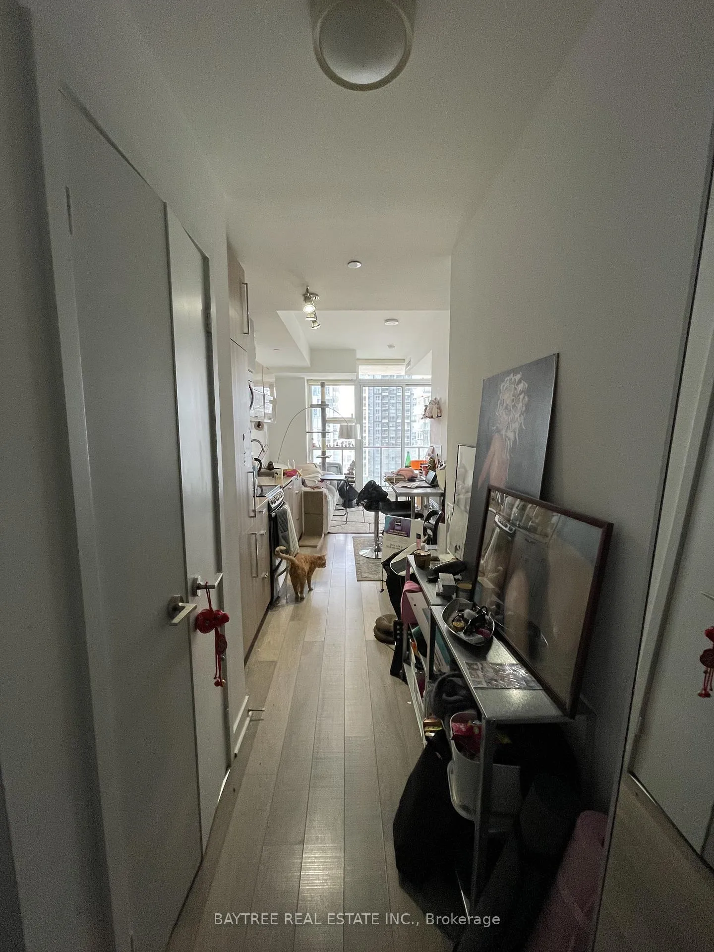 Photo 2 of Unit 2202, 290 Adelaide Street, Toronto, Waterfront Communities — HOMEH