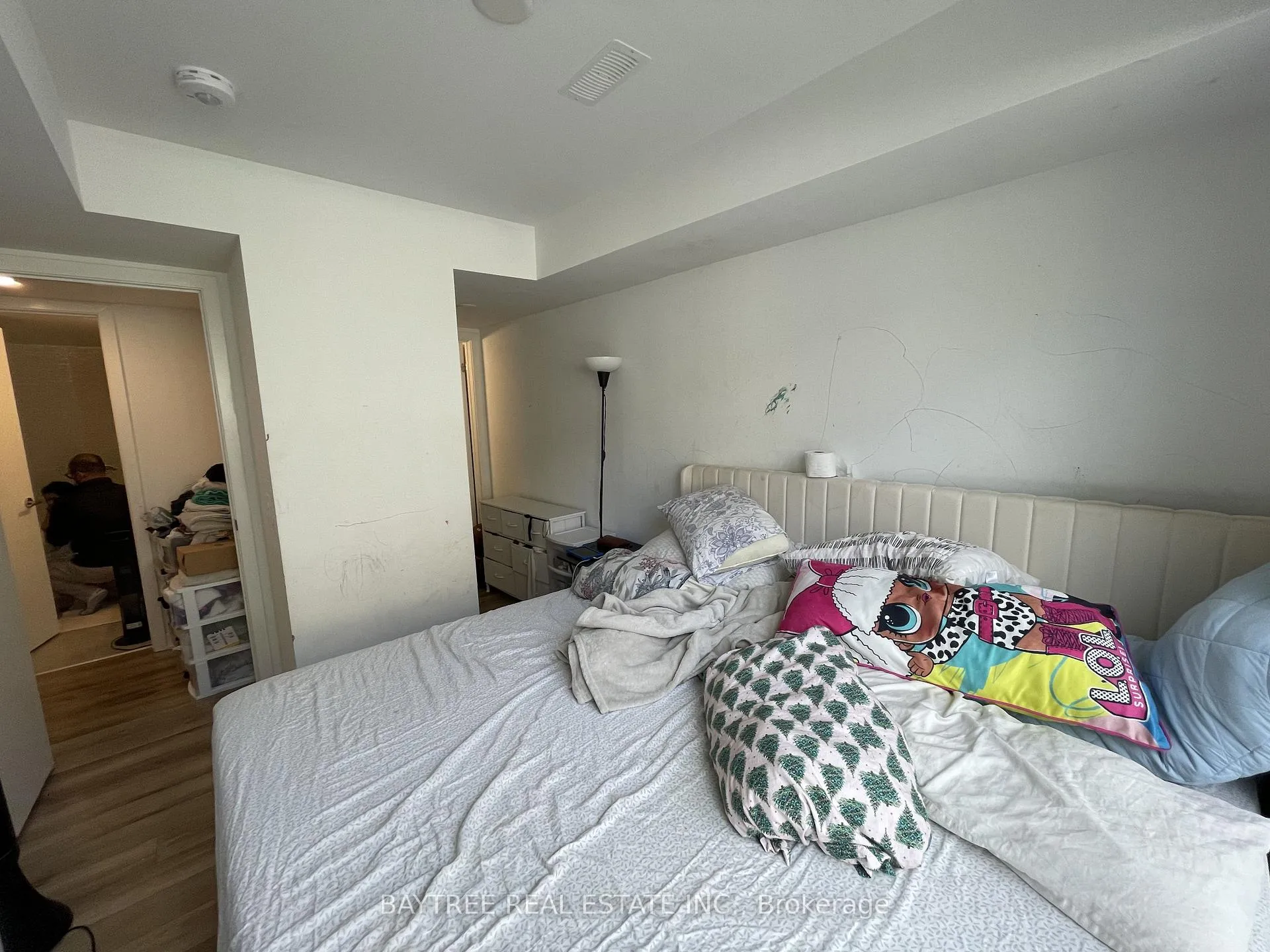 Photo 10 of Unit TH21, 40 Ed Clark Gardens, Toronto, Weston-Pellam Park — HOMEH