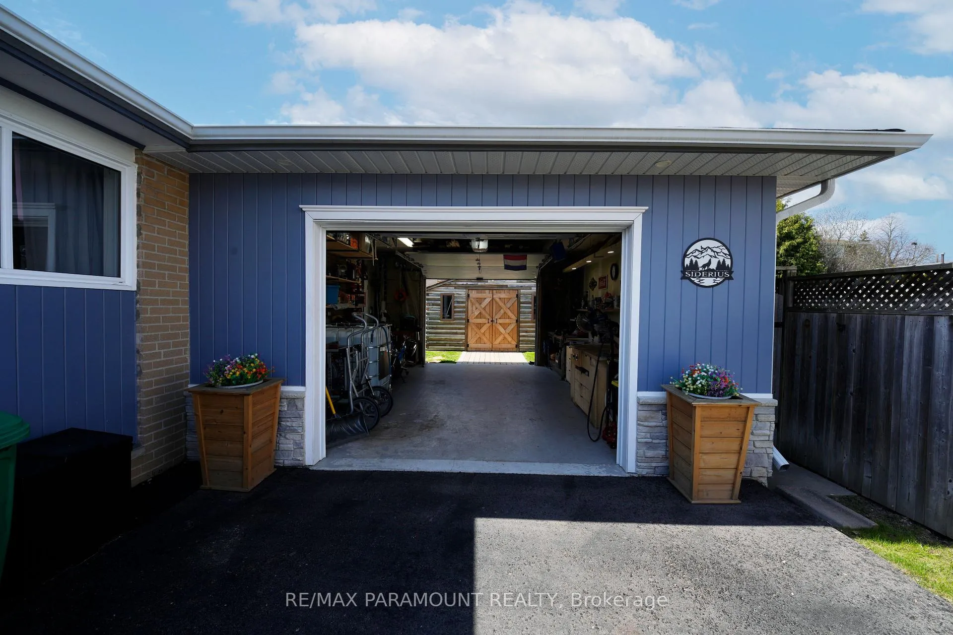 Photo 5 of 202 Archdekin Drive, Brampton, Madoc — HOMEH