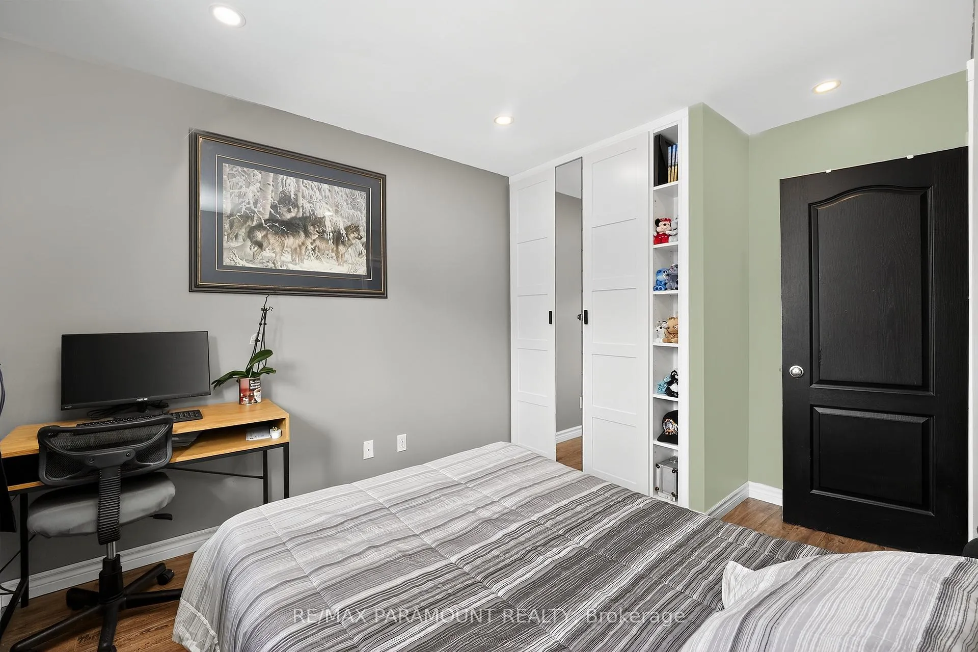 Photo 24 of 202 Archdekin Drive, Brampton, Madoc — HOMEH