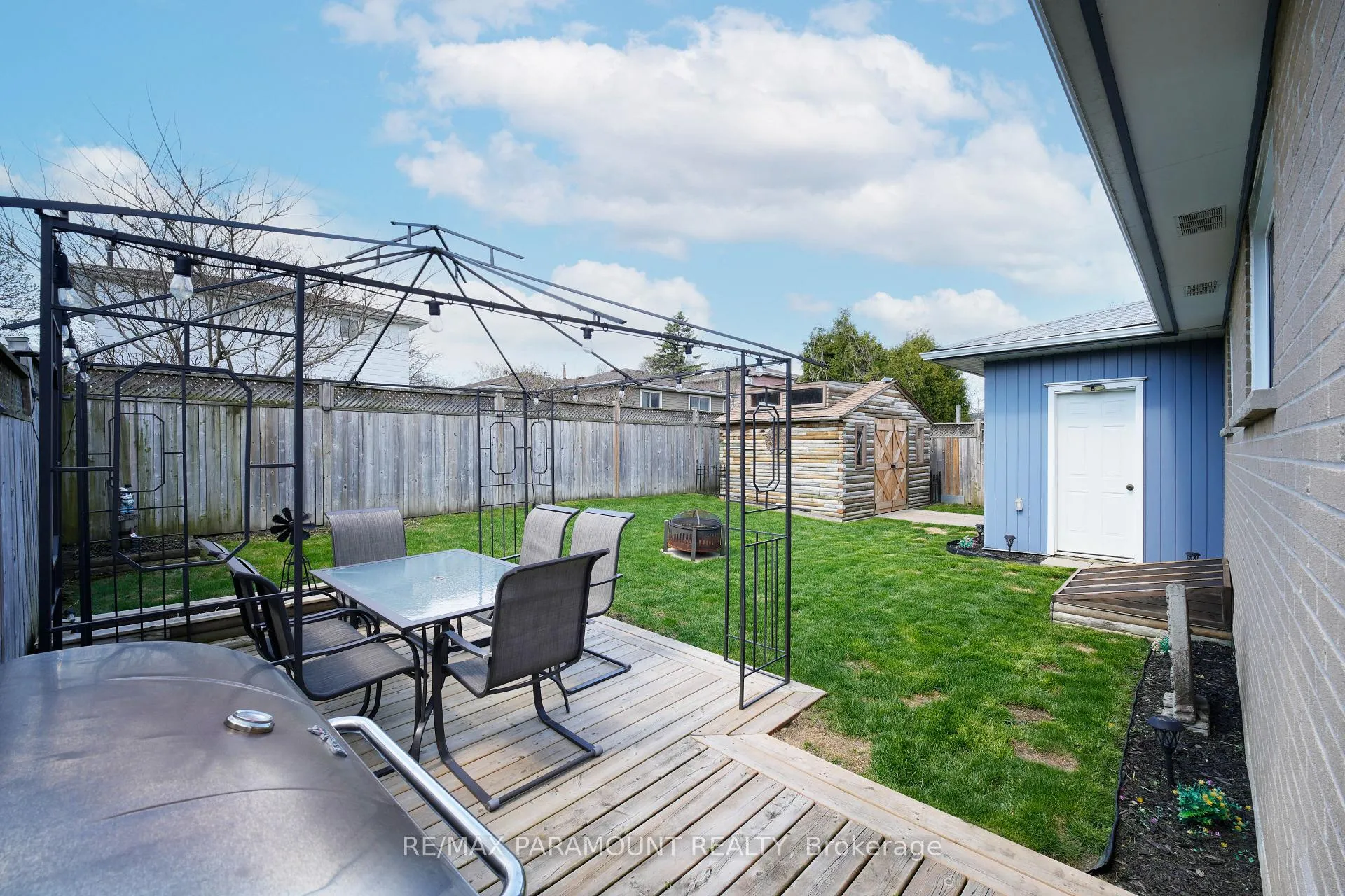 Photo 40 of 202 Archdekin Drive, Brampton, Madoc — HOMEH