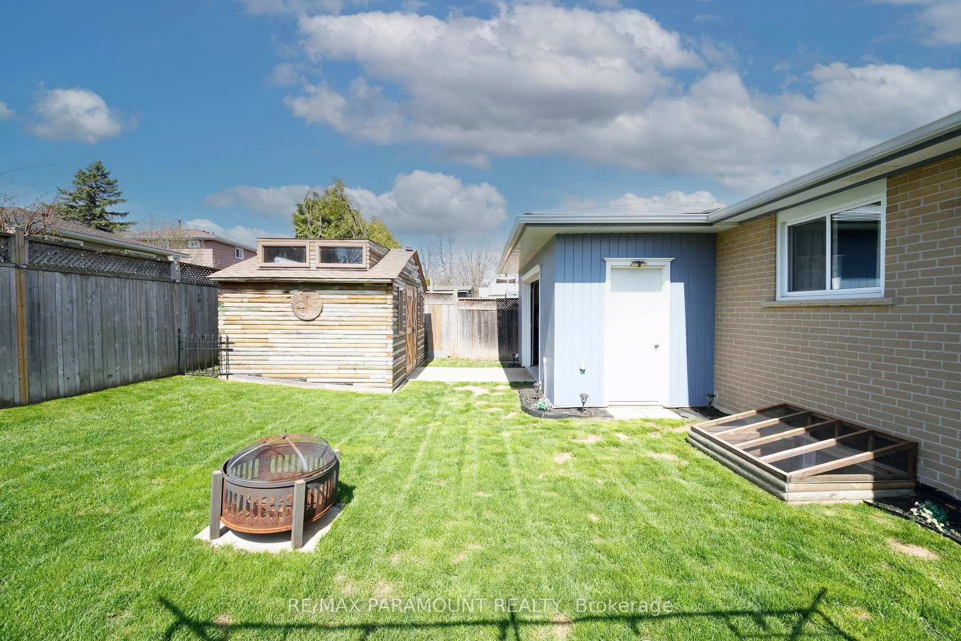 Photo 42 of 202 Archdekin Drive, Brampton, Madoc — HOMEH
