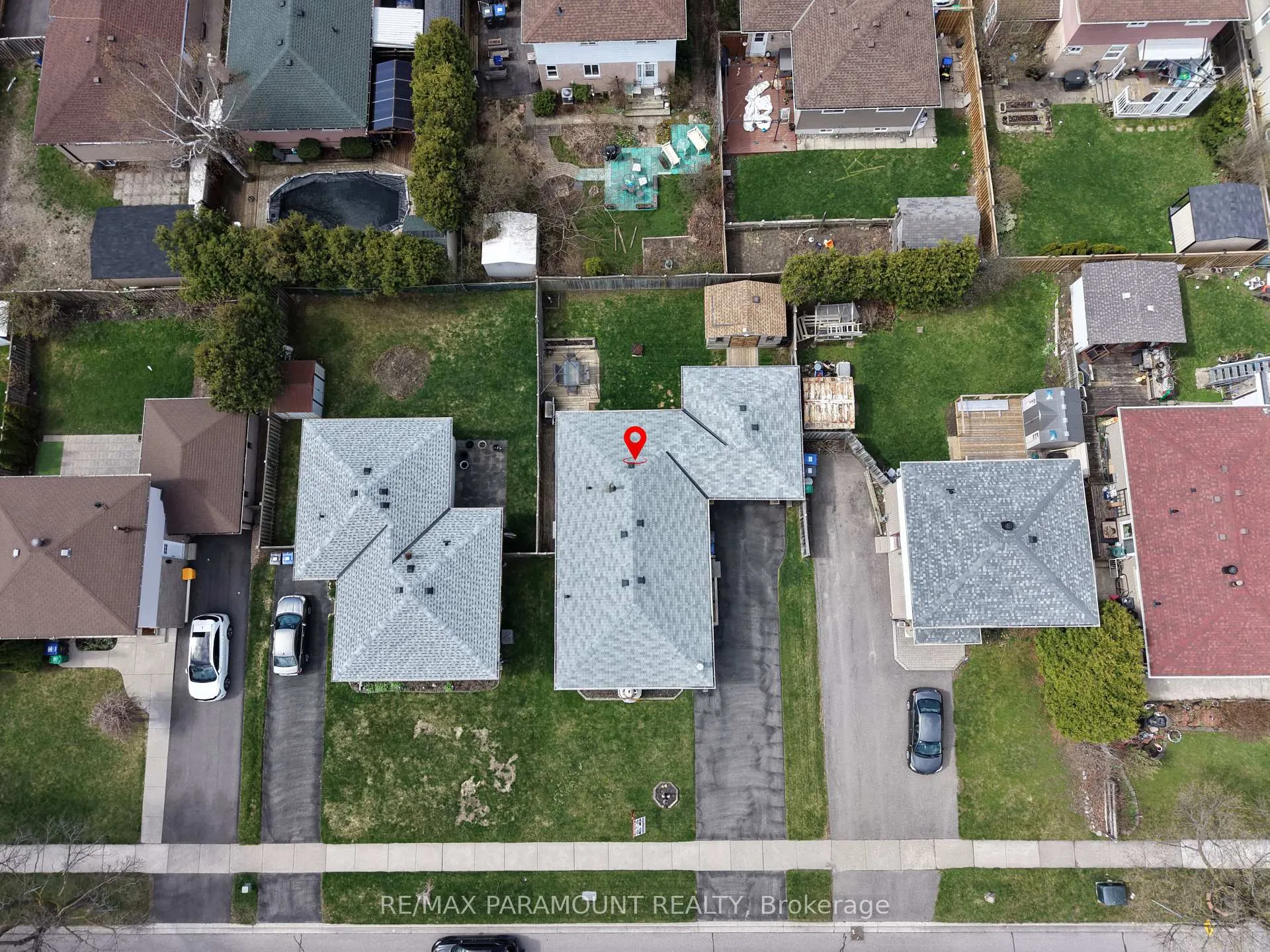 Photo 45 of 202 Archdekin Drive, Brampton, Madoc — HOMEH