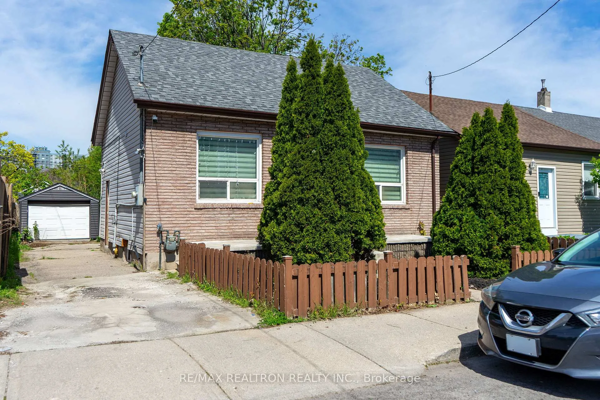 Photo 1 of 97 Emerald Street N, Hamilton, Landsdale — HOMEH