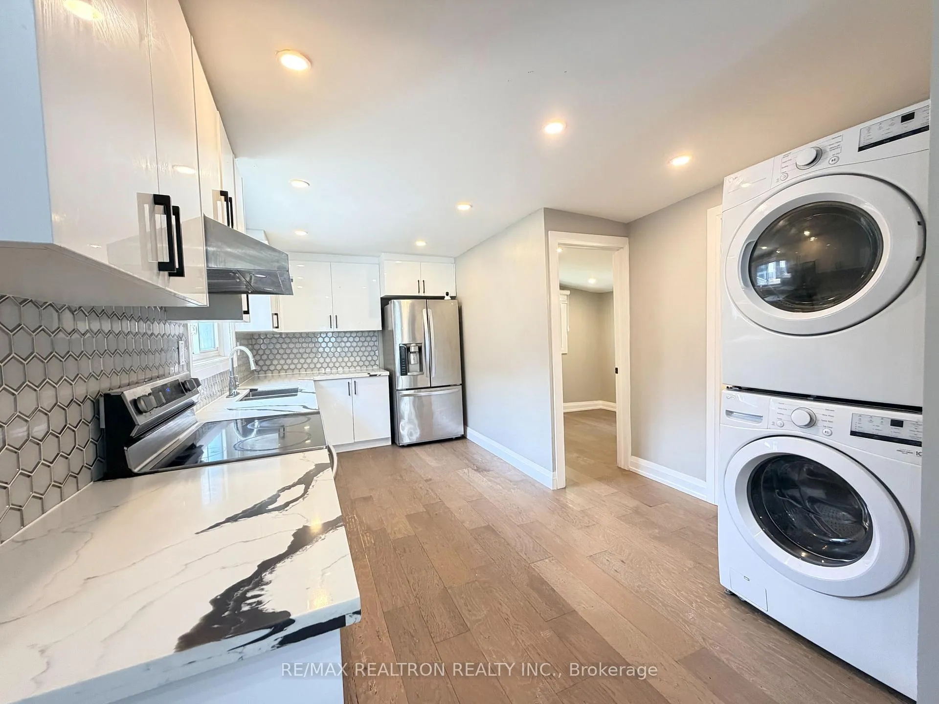 Photo 7 of 97 Emerald Street N, Hamilton, Landsdale — HOMEH