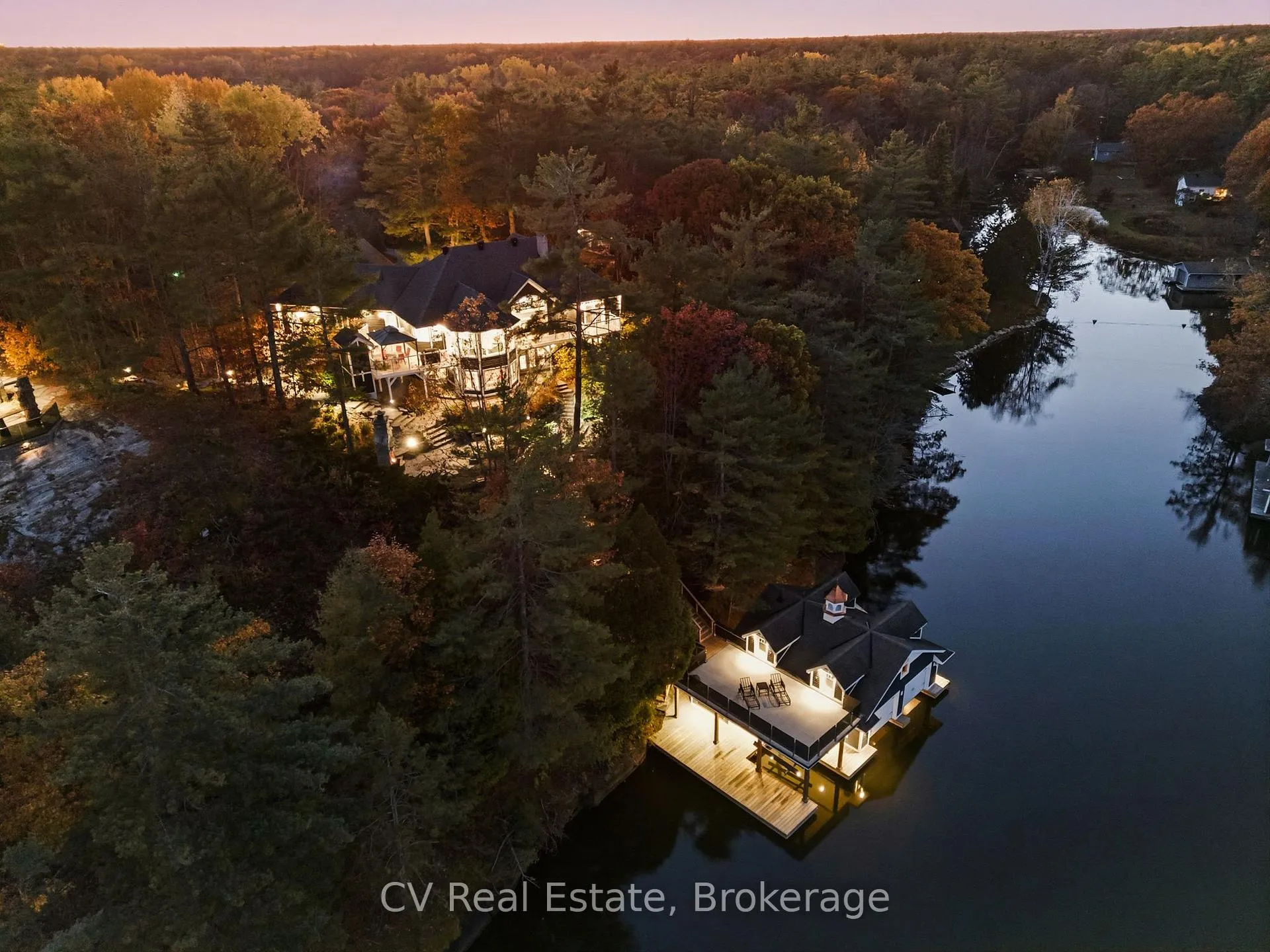 Photo 1 of 1060 S Sunset Bay Rd, Gravenhurst, Muskoka (S) — HOMEH
