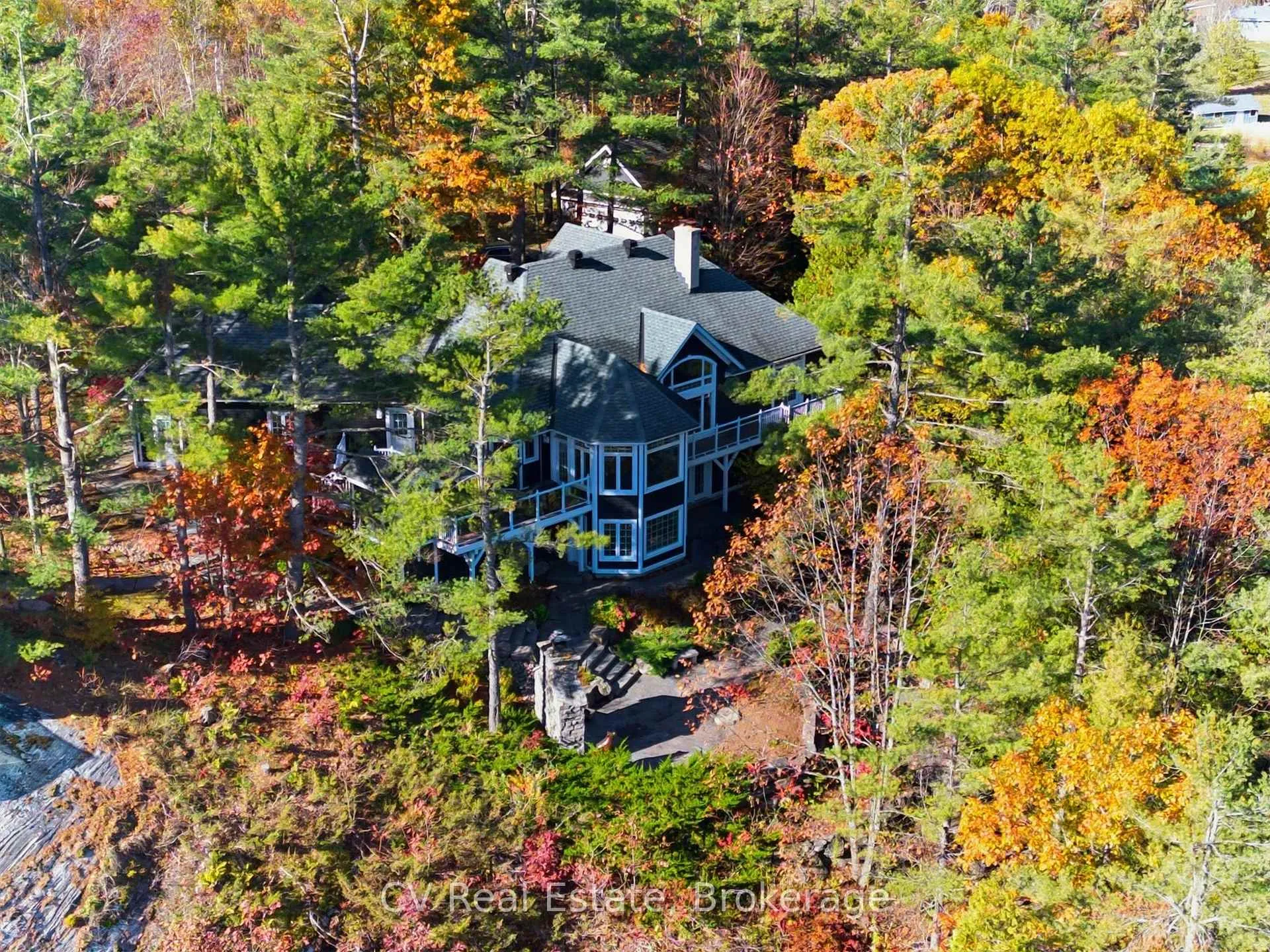 Photo 6 of 1060 S Sunset Bay Rd, Gravenhurst, Muskoka (S) — HOMEH