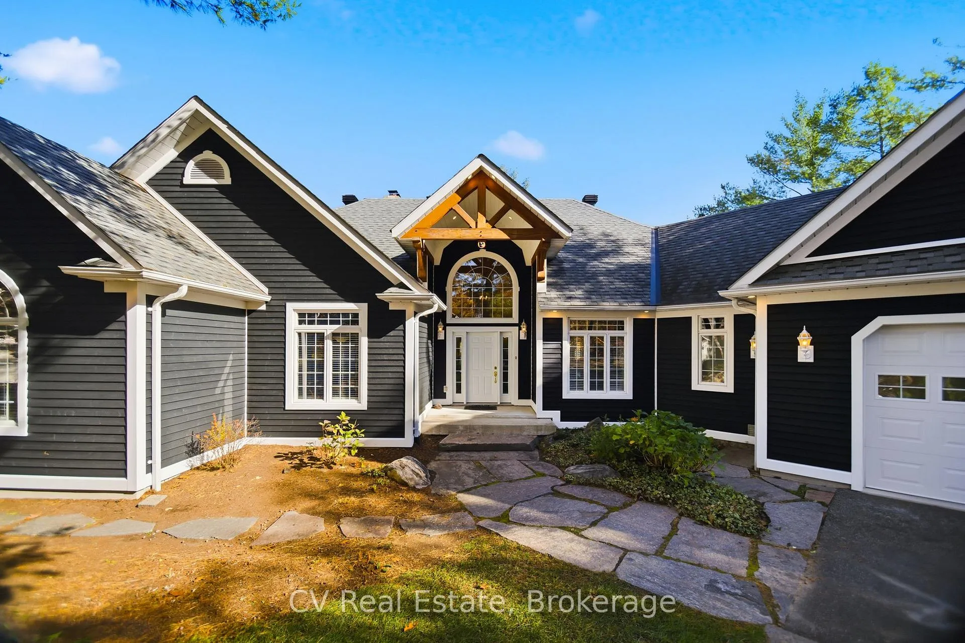 Photo 12 of 1060 S Sunset Bay Rd, Gravenhurst, Muskoka (S) — HOMEH