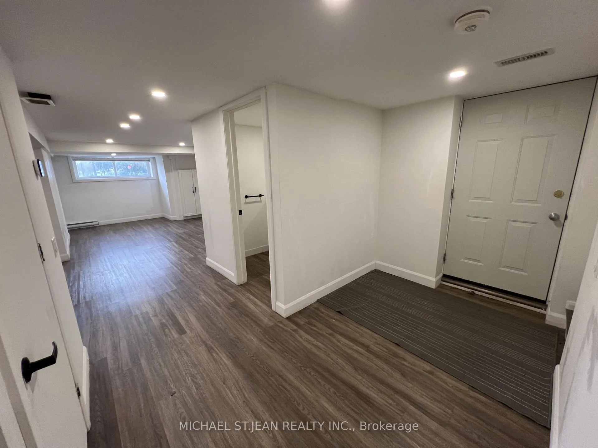 Photo 19 of Unit Lower, 176 Queensdale Avenue E, Hamilton, Centremount — HOMEH