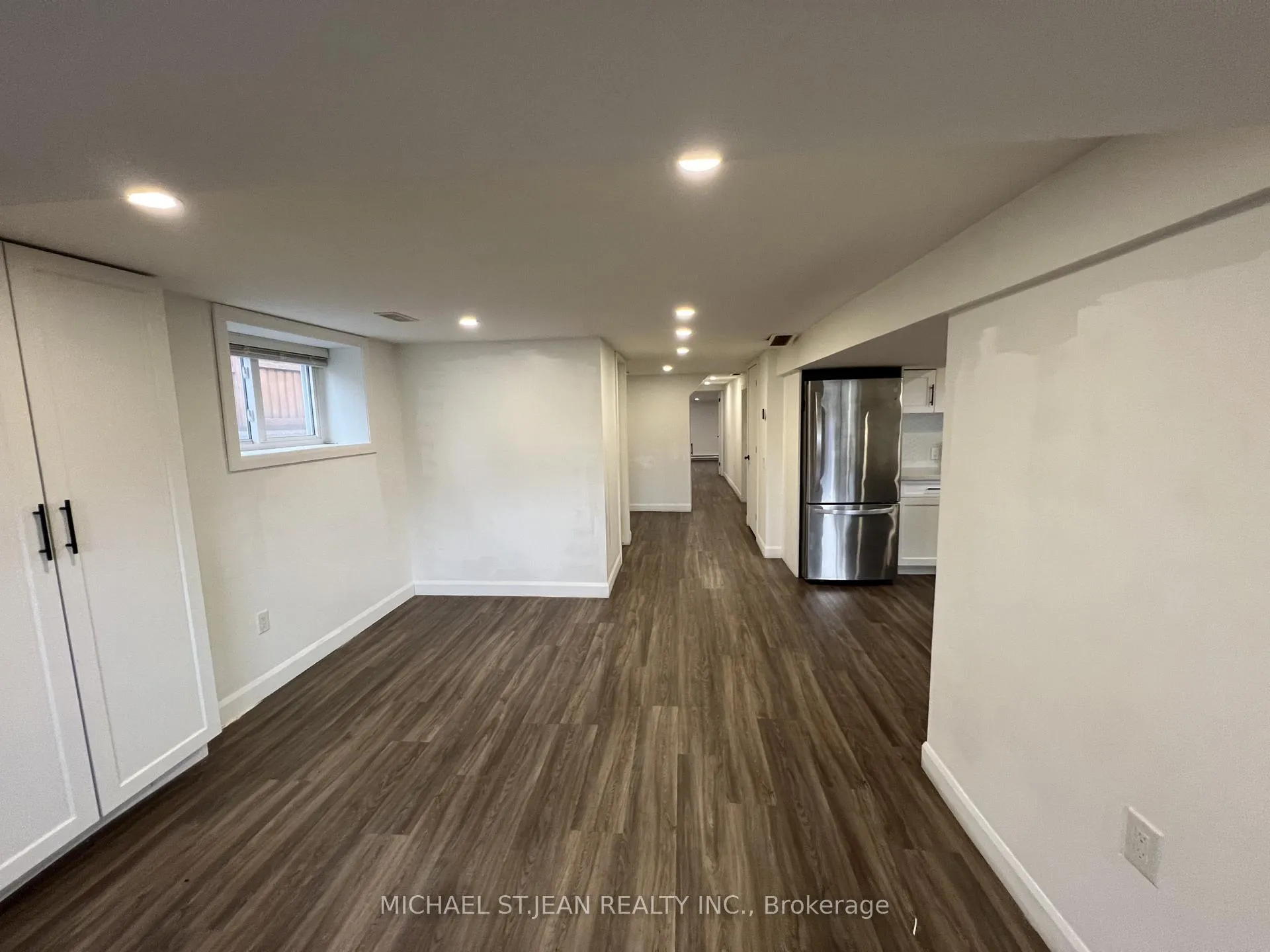 Photo 22 of Unit Lower, 176 Queensdale Avenue E, Hamilton, Centremount — HOMEH