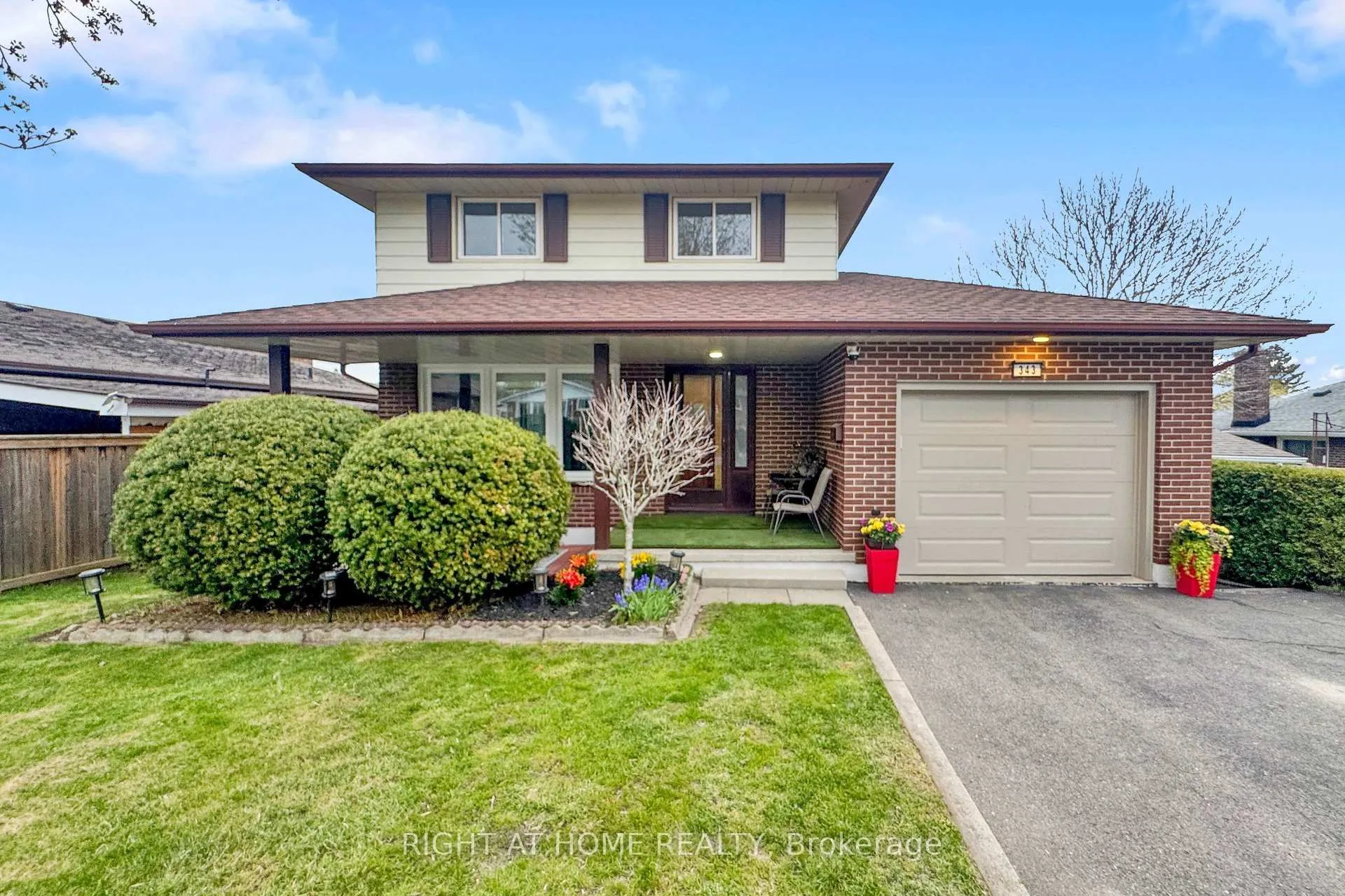 Photo 2 of 343 Fairlawn Street, Oshawa, McLaughlin — HOMEH