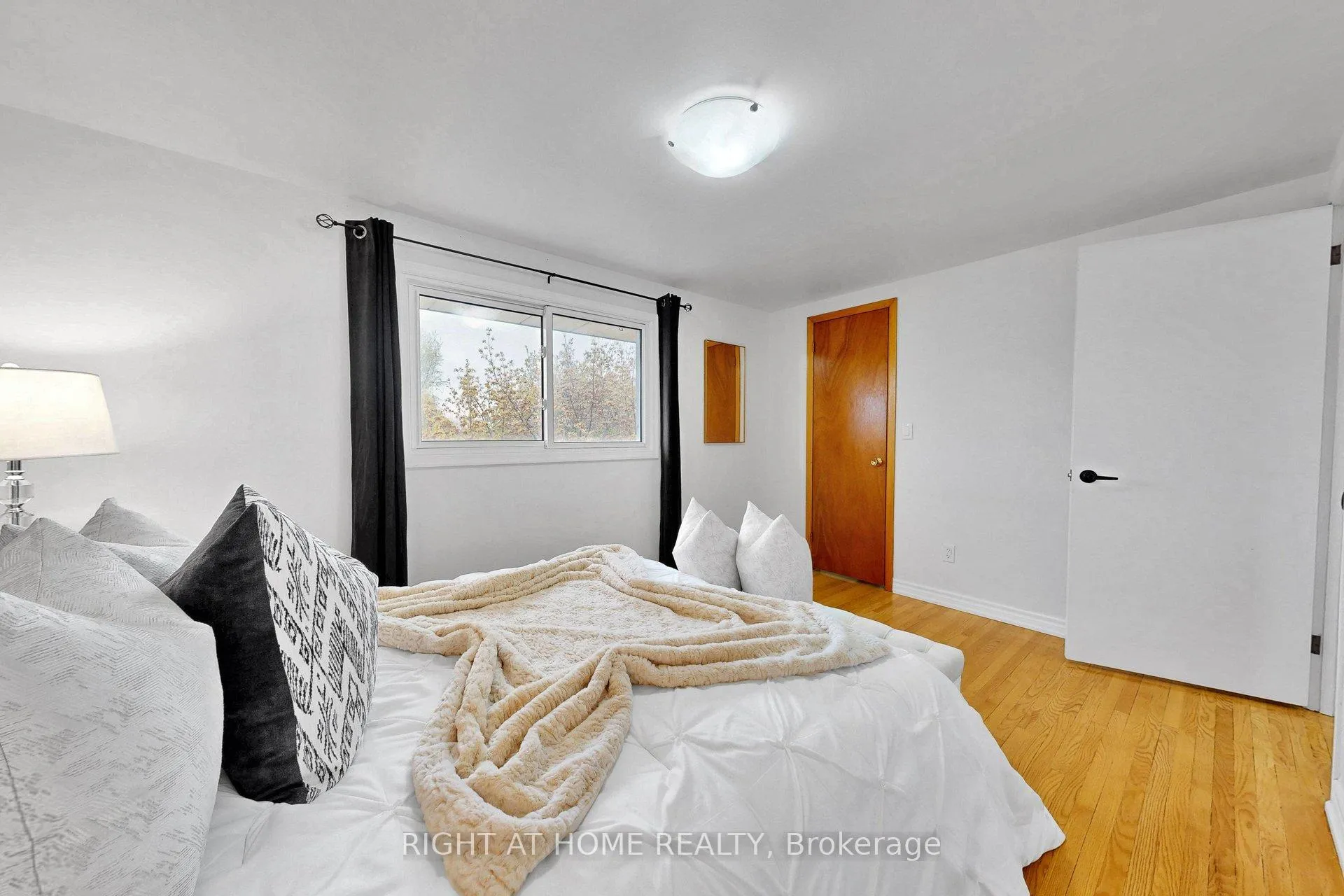 Photo 32 of 343 Fairlawn Street, Oshawa, McLaughlin — HOMEH