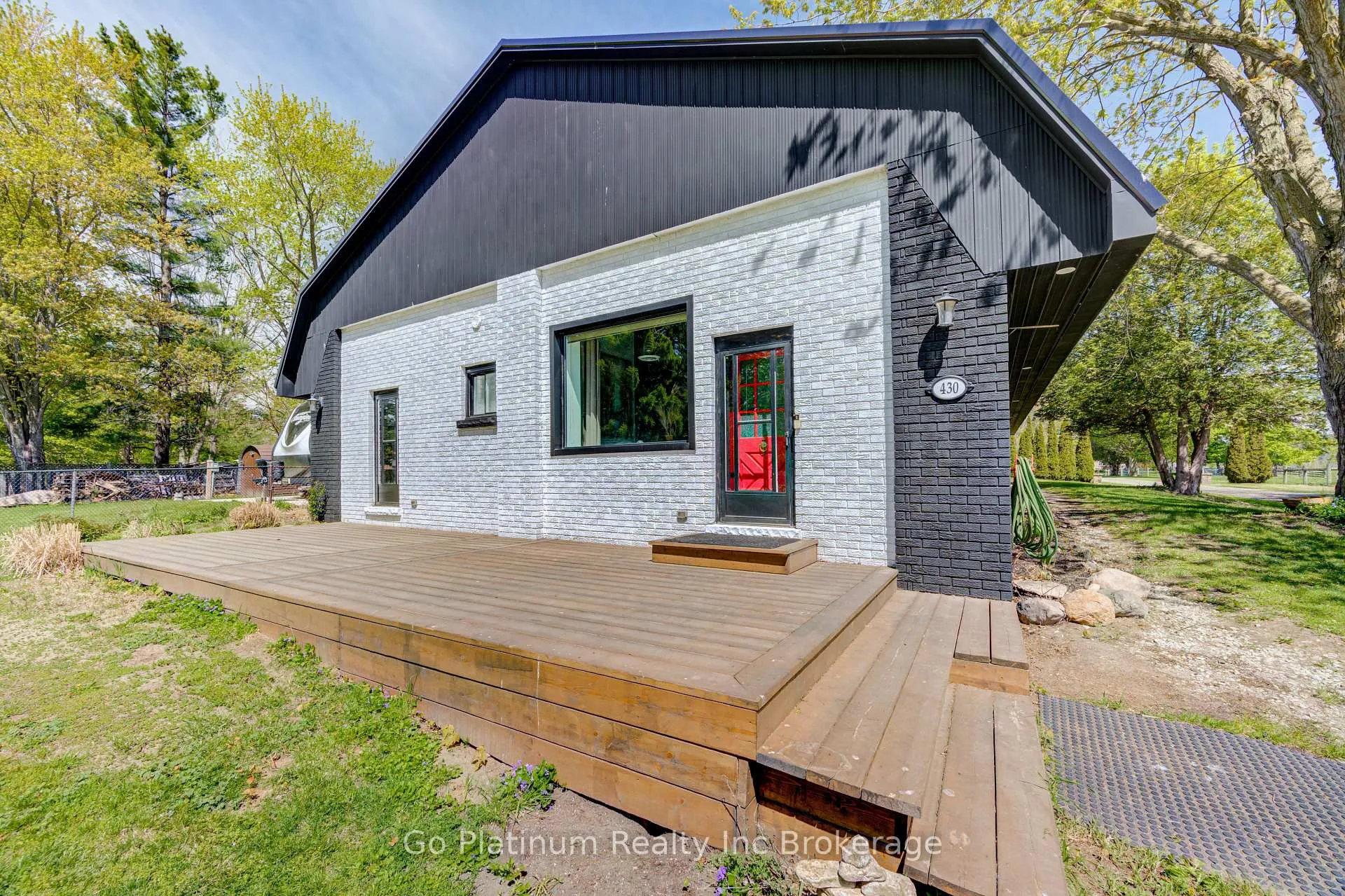 Photo 3 of 430 Main Street E, Norwich, Springford — HOMEH