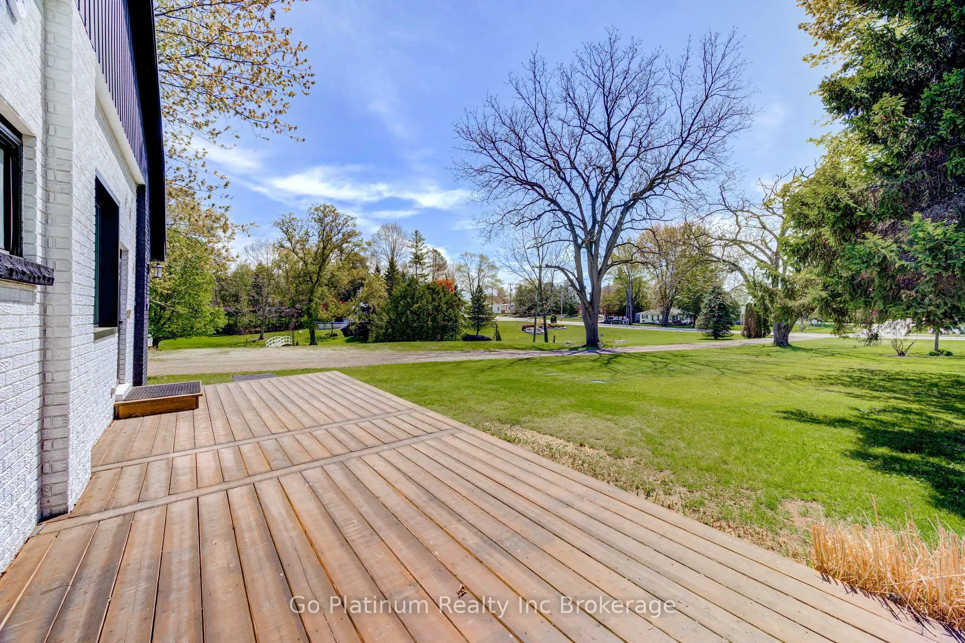 Photo 32 of 430 Main Street E, Norwich, Springford — HOMEH
