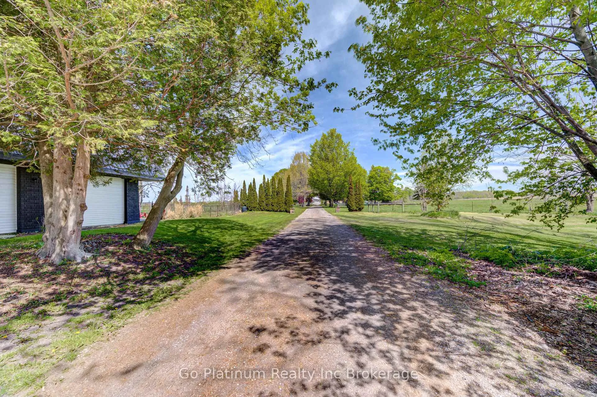 Photo 45 of 430 Main Street E, Norwich, Springford — HOMEH