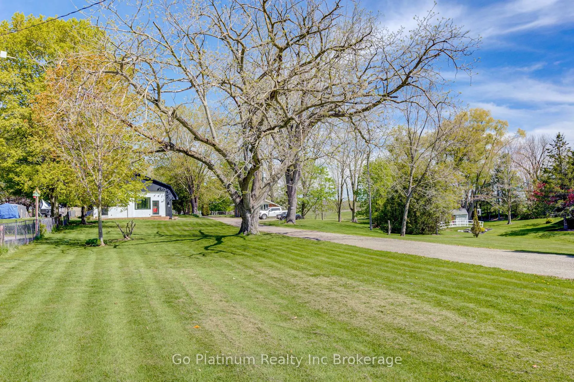 Photo 50 of 430 Main Street E, Norwich, Springford — HOMEH