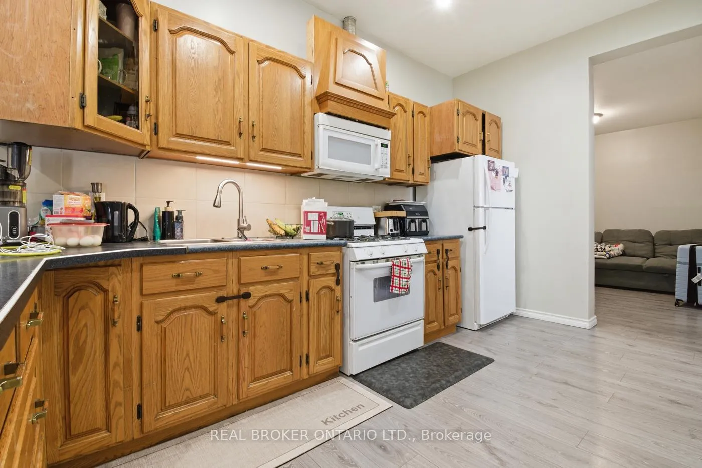 Photo 5 of 256 Lincoln Street, Welland, Welland Downtown — HOMEH