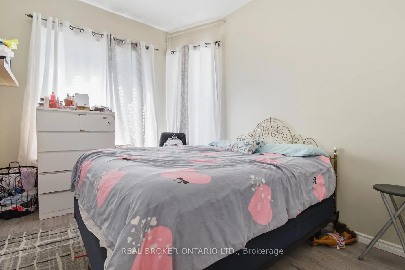 Photo 9 of 256 Lincoln Street, Welland, Welland Downtown — HOMEH
