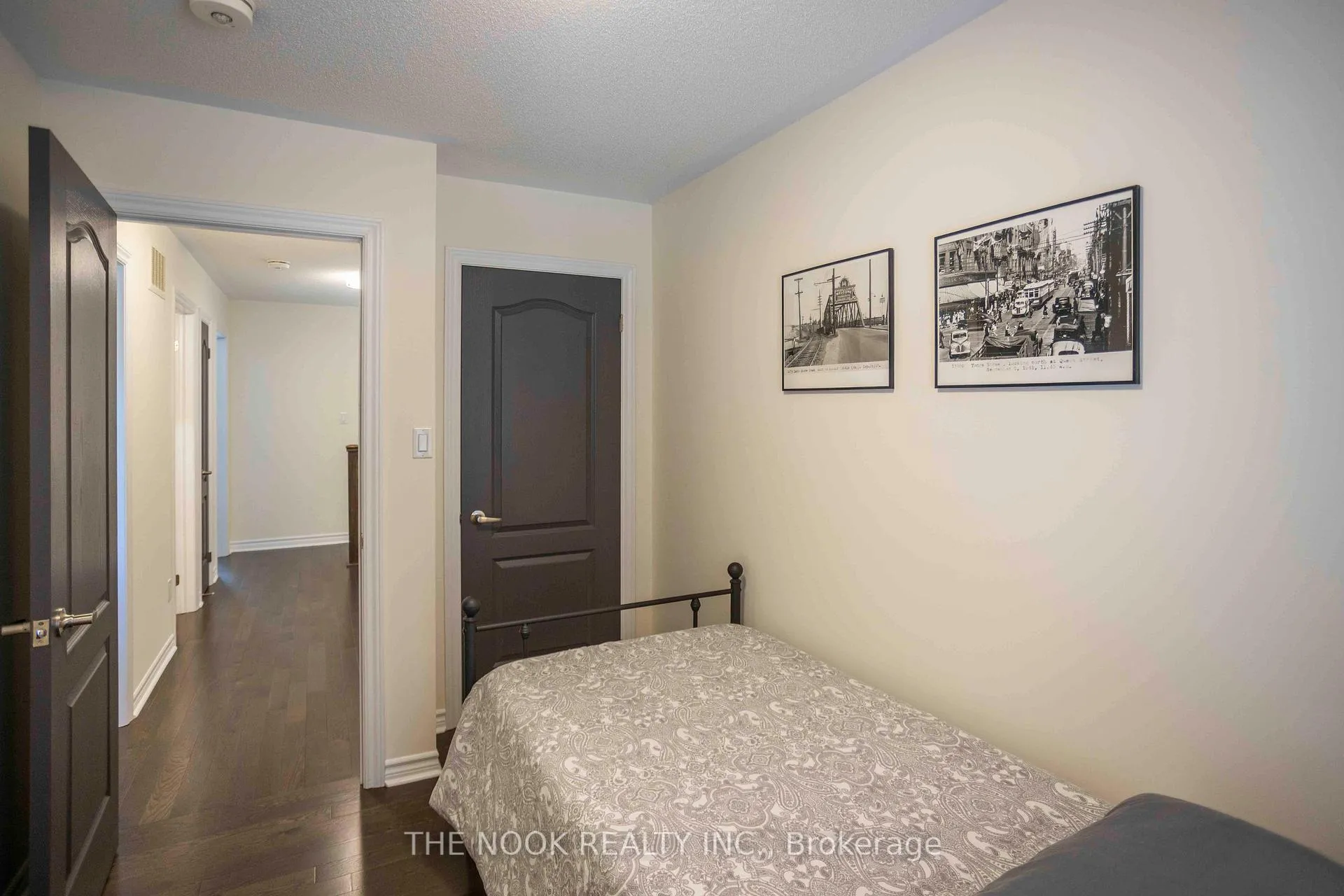 Photo 20 of 36 Ferris Square, Clarington, Courtice — HOMEH