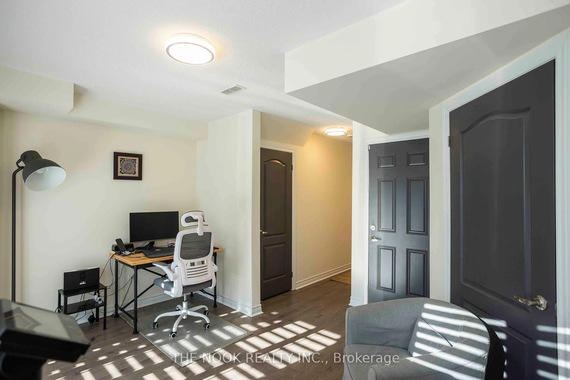 Photo 33 of 36 Ferris Square, Clarington, Courtice — HOMEH