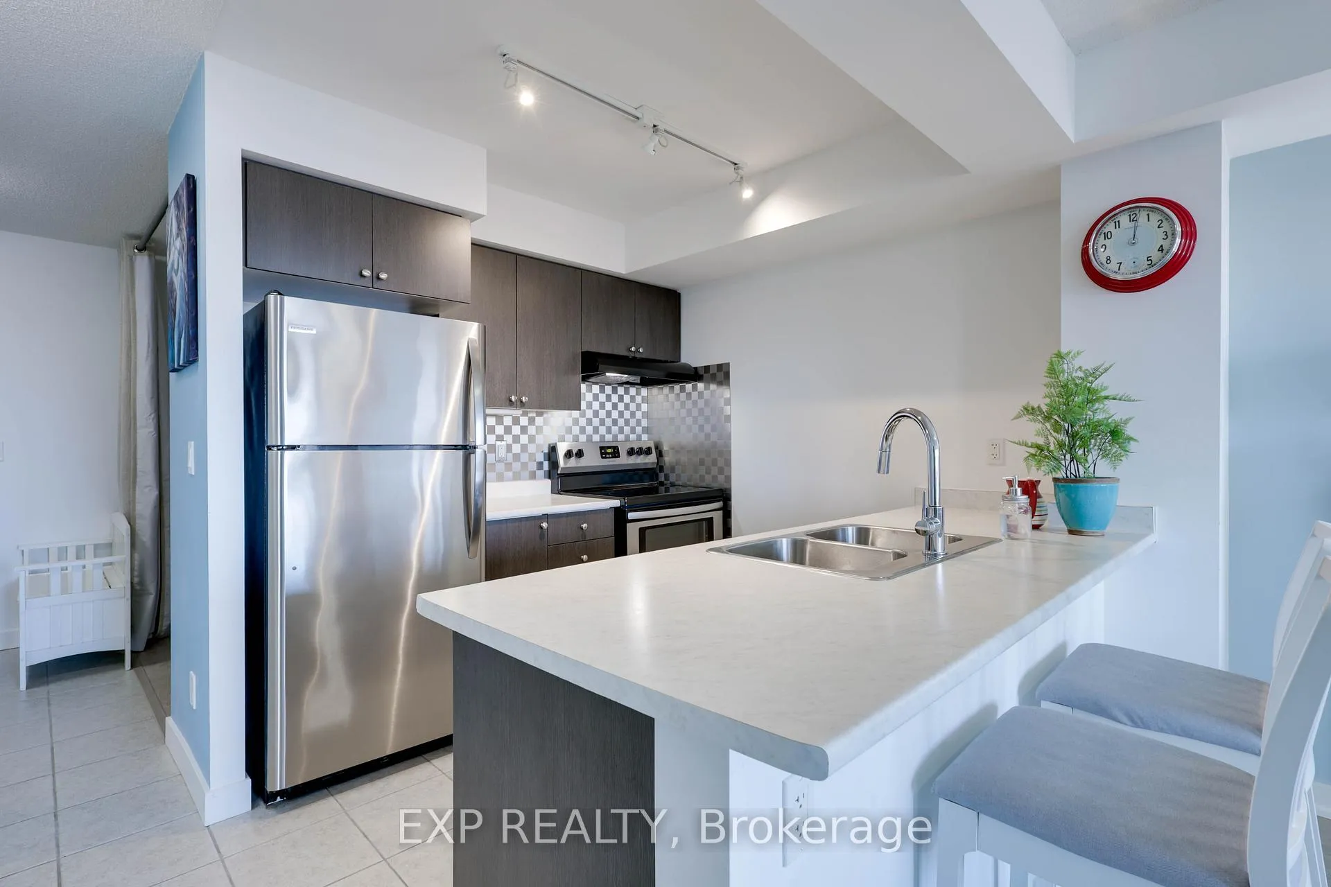 Photo 7 of Unit 410, 8 Trent Avenue, Toronto, East End-Danforth — HOMEH