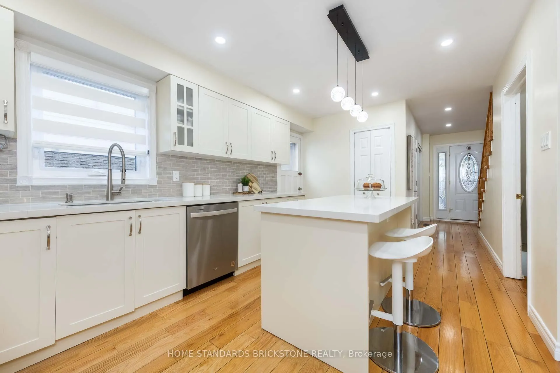 Photo 9 of 10 Chumleigh Crescent, Markham, German Mills — HOMEH