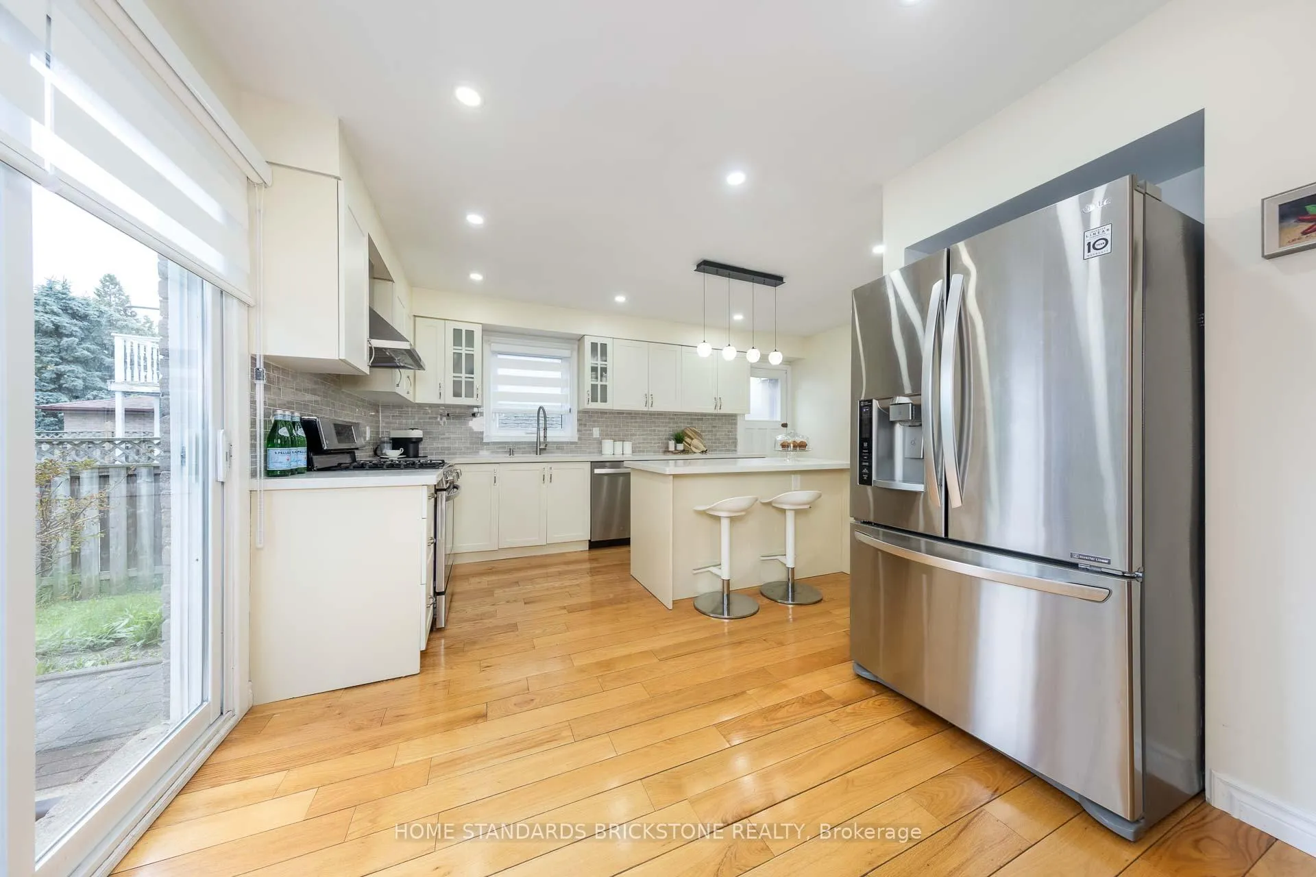 Photo 11 of 10 Chumleigh Crescent, Markham, German Mills — HOMEH