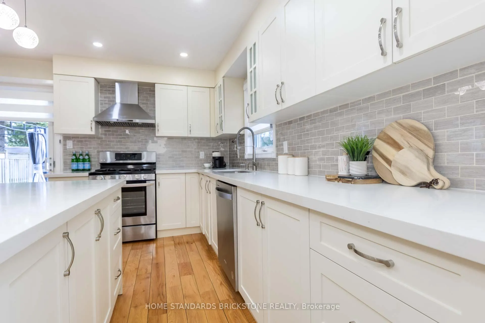 Photo 13 of 10 Chumleigh Crescent, Markham, German Mills — HOMEH