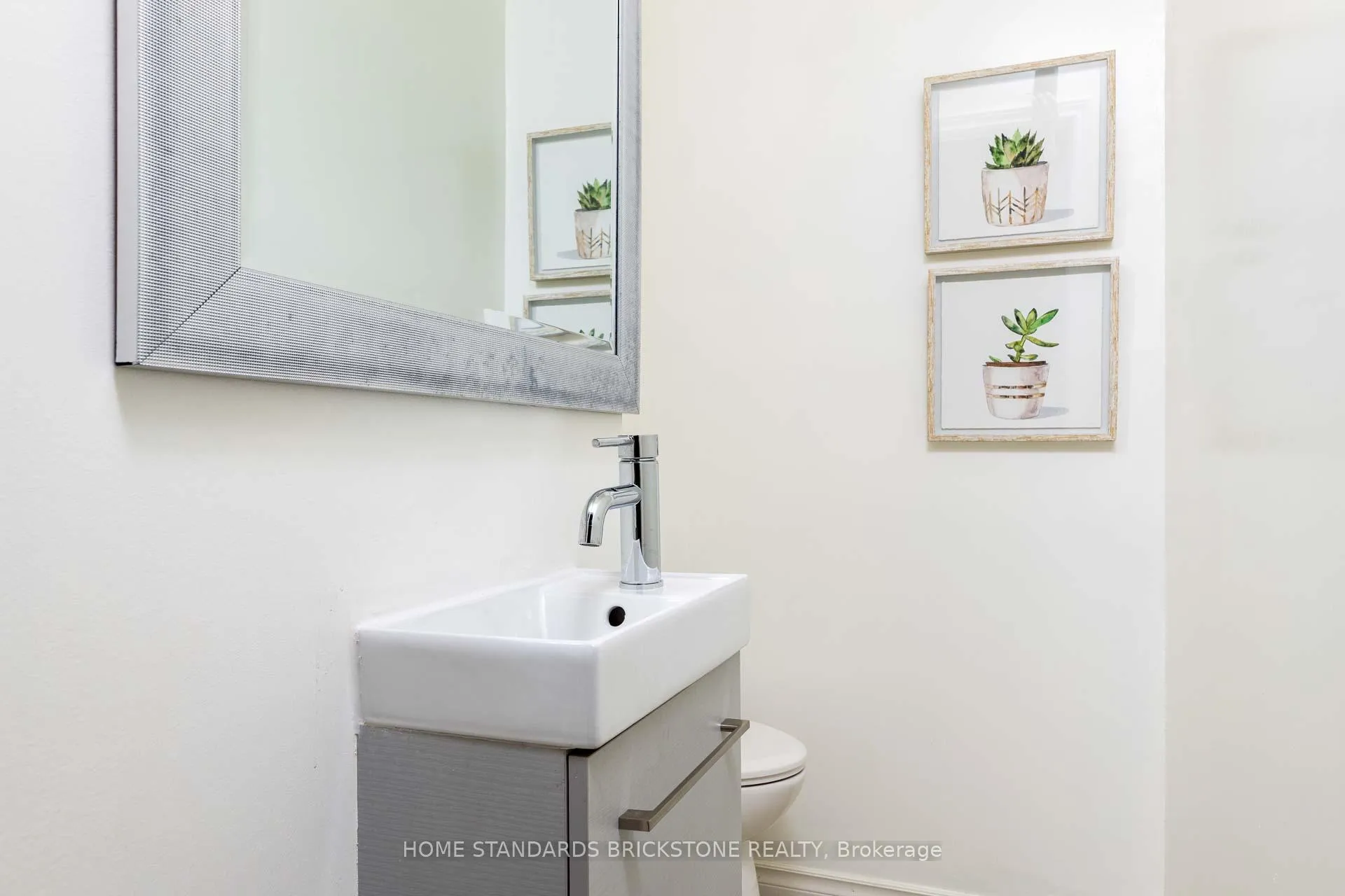 Photo 16 of 10 Chumleigh Crescent, Markham, German Mills — HOMEH