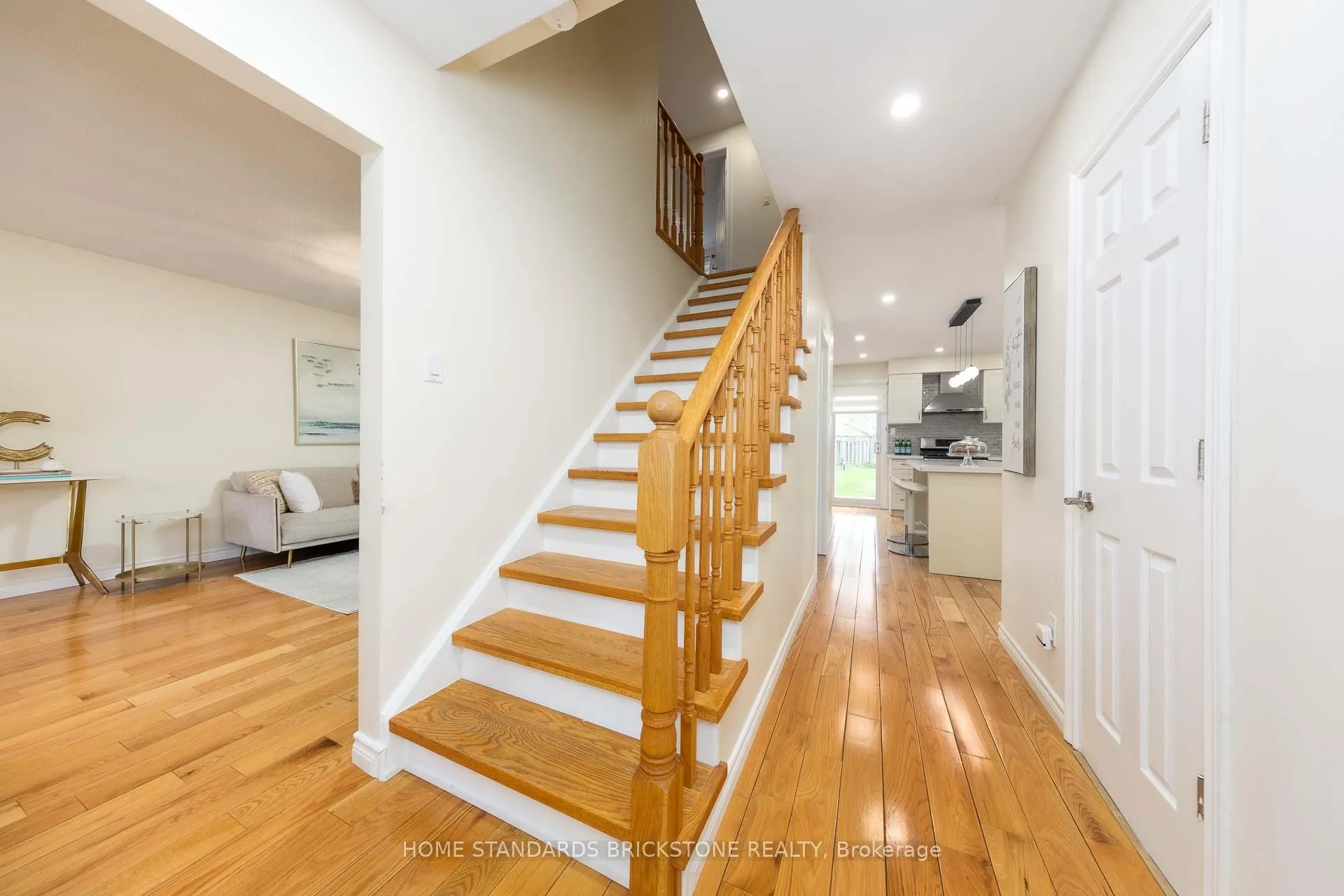 Photo 17 of 10 Chumleigh Crescent, Markham, German Mills — HOMEH