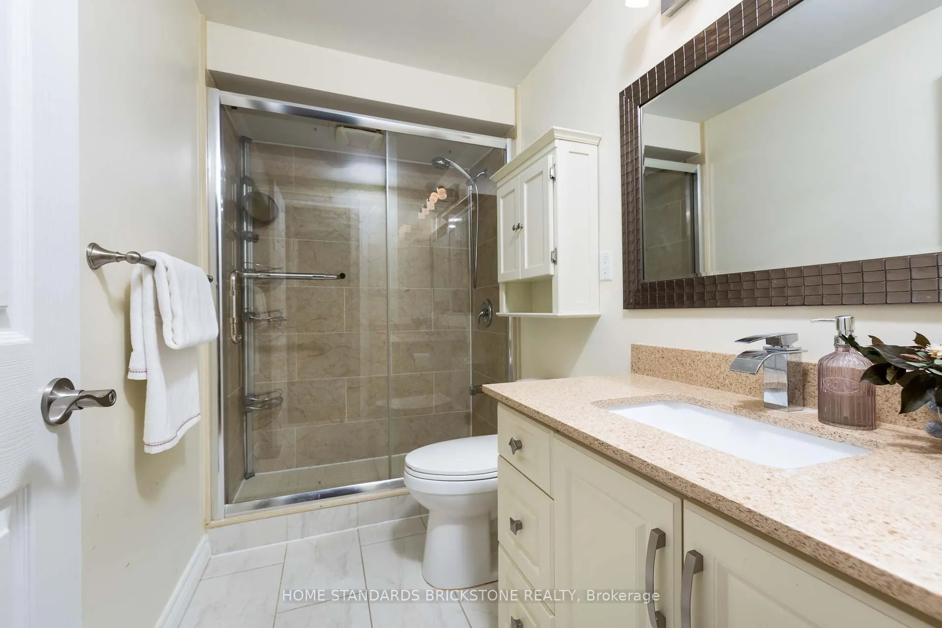 Photo 27 of 10 Chumleigh Crescent, Markham, German Mills — HOMEH