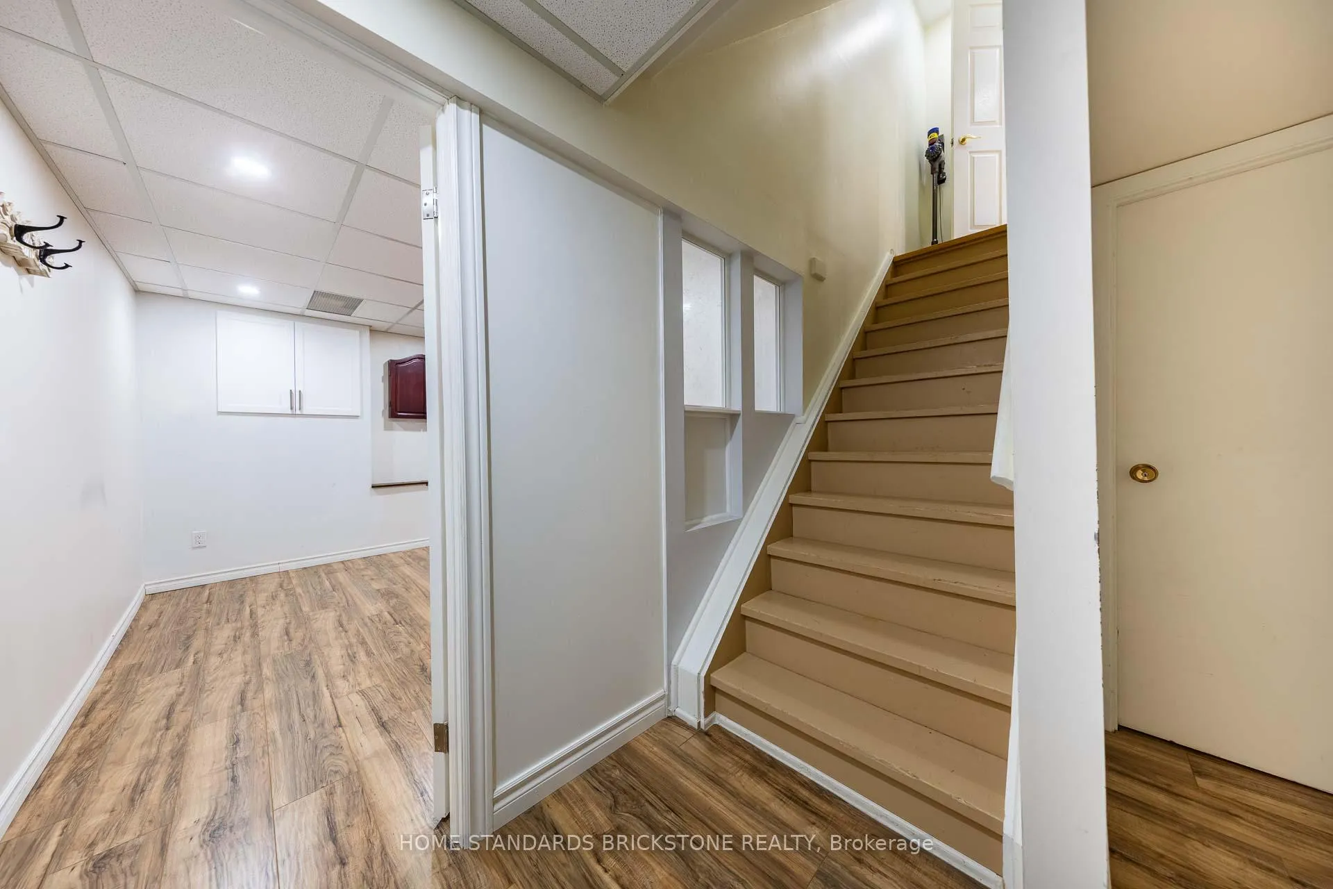 Photo 28 of 10 Chumleigh Crescent, Markham, German Mills — HOMEH