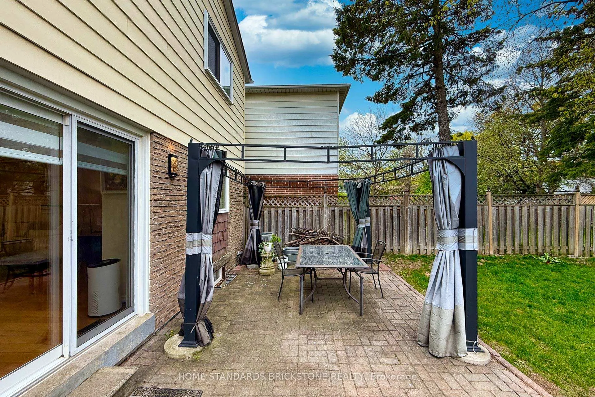 Photo 32 of 10 Chumleigh Crescent, Markham, German Mills — HOMEH