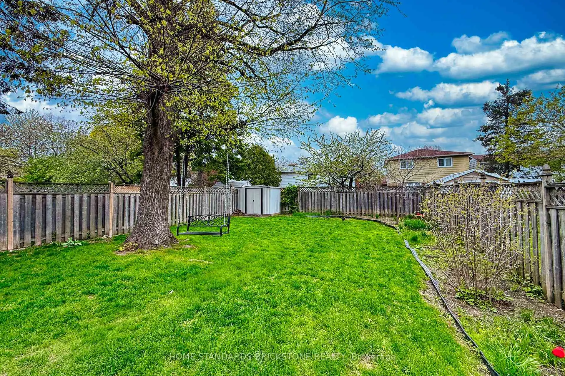 Photo 34 of 10 Chumleigh Crescent, Markham, German Mills — HOMEH