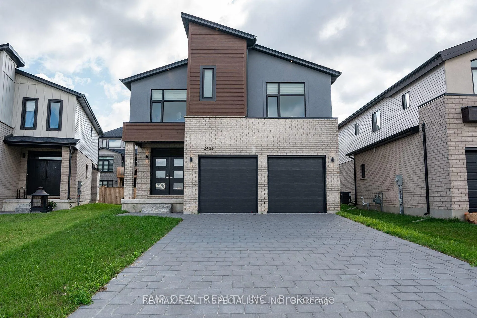 Photo 1 of 2436 Black Rail Terrace, London, South K — HOMEH