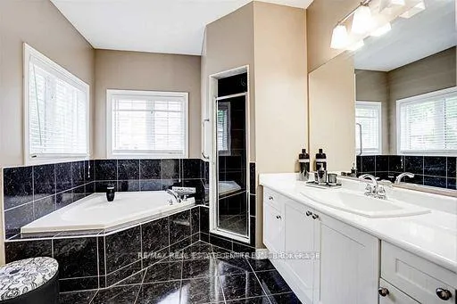Photo 19 of 148 Bonistel Crescent, Brampton, Fletcher's Meadow — HOMEH