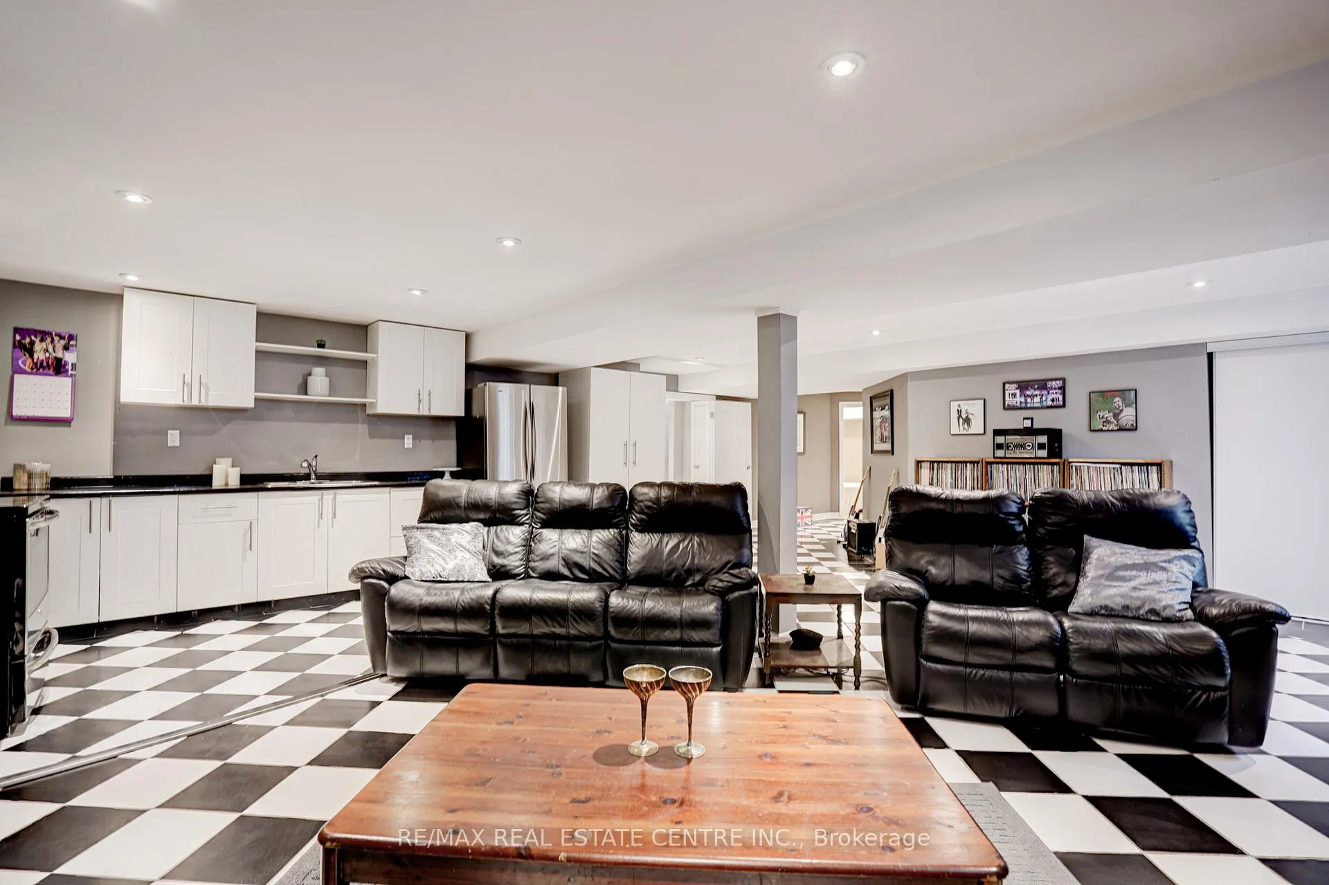 Photo 26 of 148 Bonistel Crescent, Brampton, Fletcher's Meadow — HOMEH