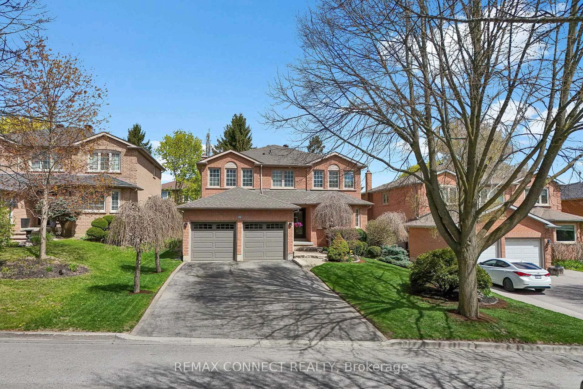 Photo 1 of 20 Goldsmith Crescent, Newmarket, Armitage — HOMEH