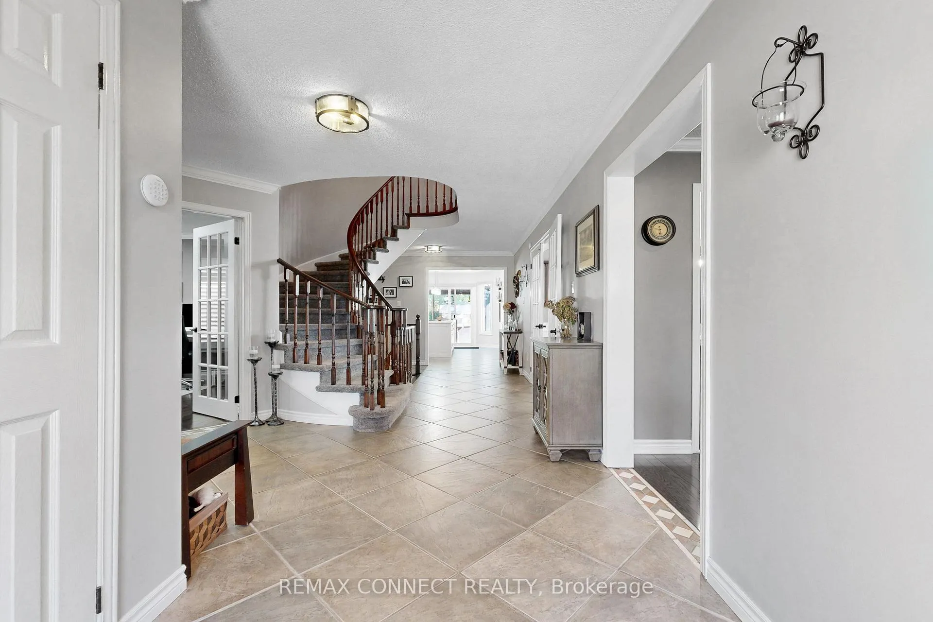 Photo 5 of 20 Goldsmith Crescent, Newmarket, Armitage — HOMEH