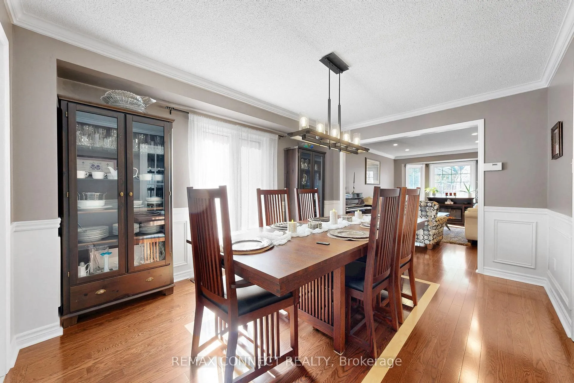 Photo 10 of 20 Goldsmith Crescent, Newmarket, Armitage — HOMEH