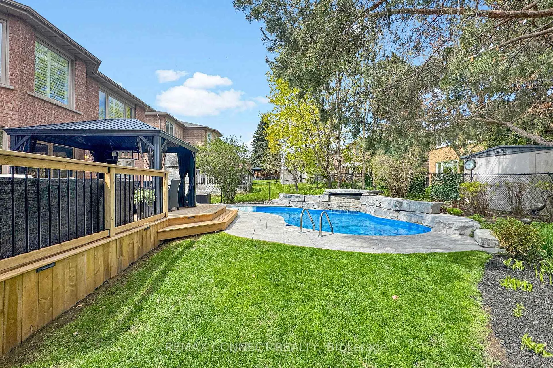 Photo 44 of 20 Goldsmith Crescent, Newmarket, Armitage — HOMEH