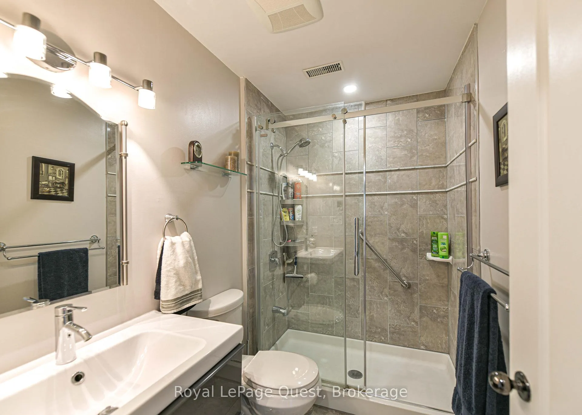 Photo 24 of Unit 202, 585 Atherley Road, Orillia — HOMEH