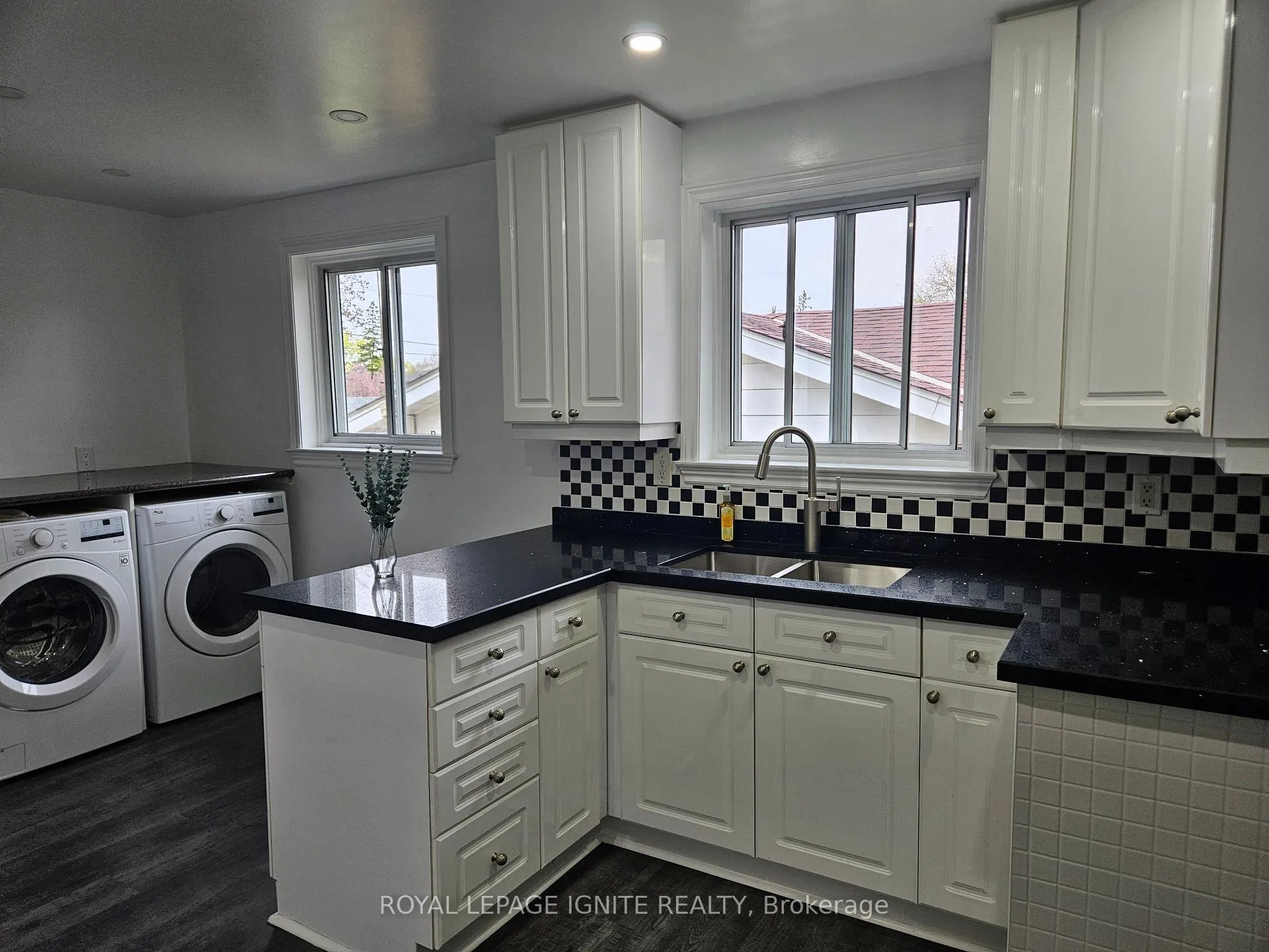 Photo 6 of Unit Main, 21 Humheller Road, Etobicoke, West Humber-Clairville — HOMEH