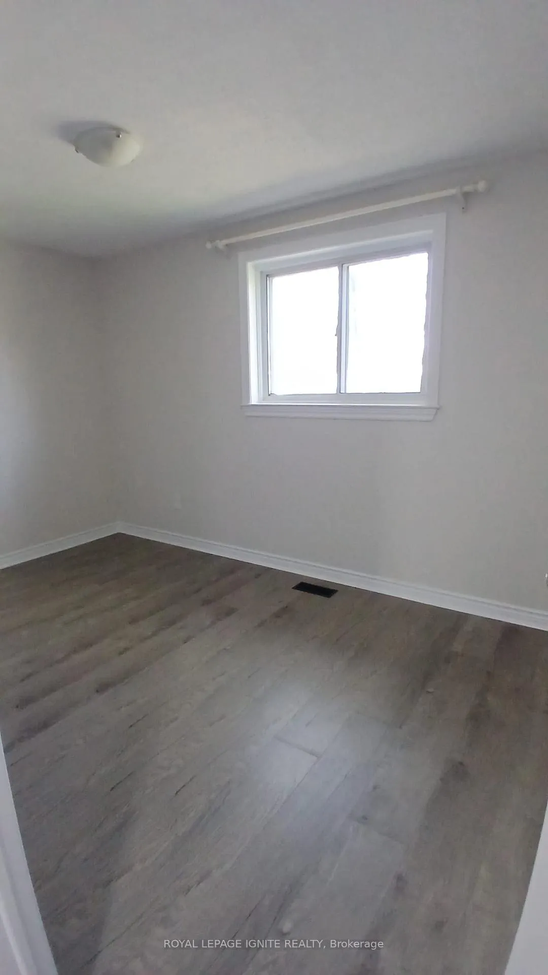Photo 13 of Unit Main, 21 Humheller Road, Etobicoke, West Humber-Clairville — HOMEH
